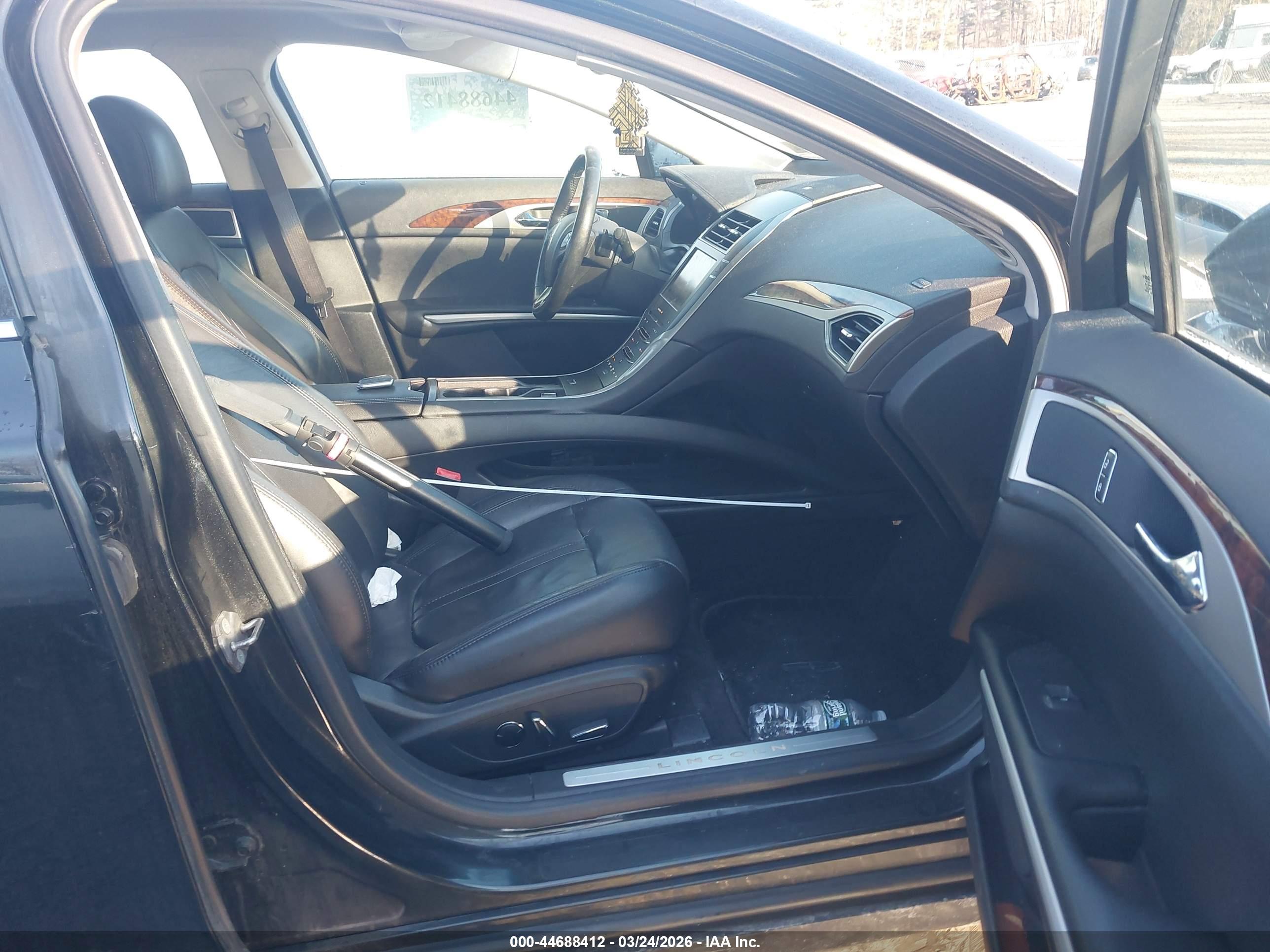 LINCOLN MKZ image 5