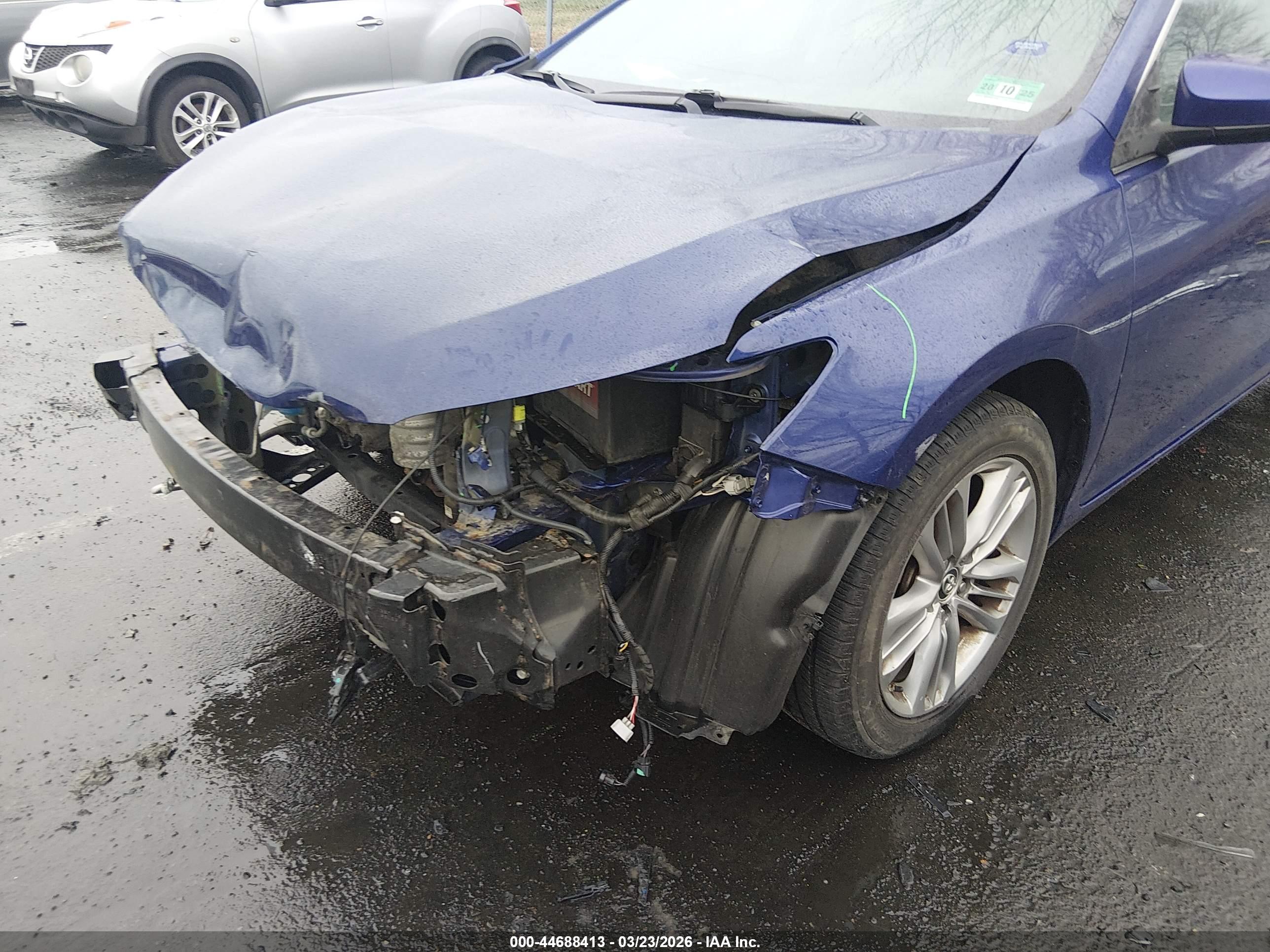 TOYOTA CAMRY image 6