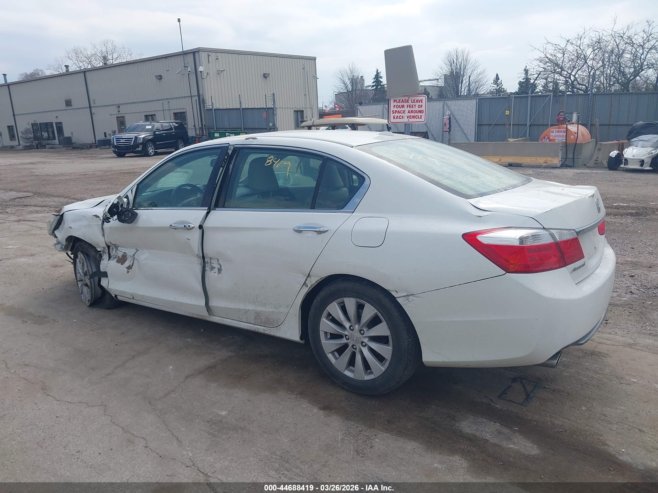 HONDA ACCORD image 3
