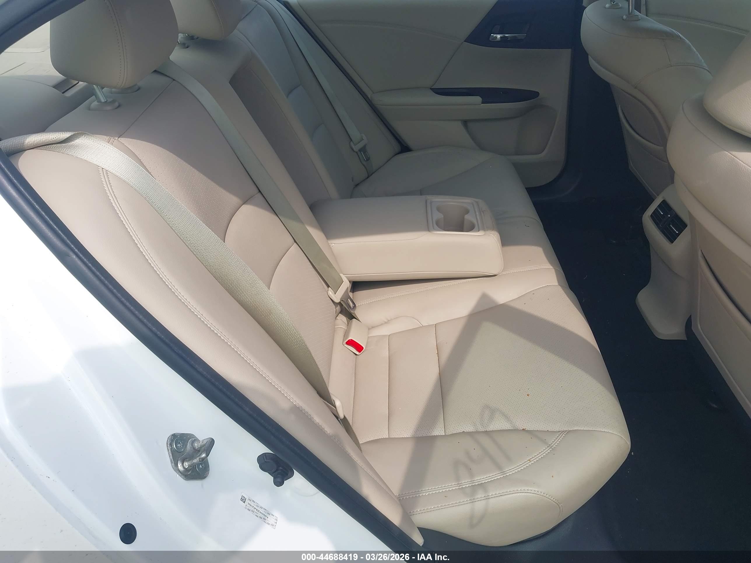HONDA ACCORD image 8