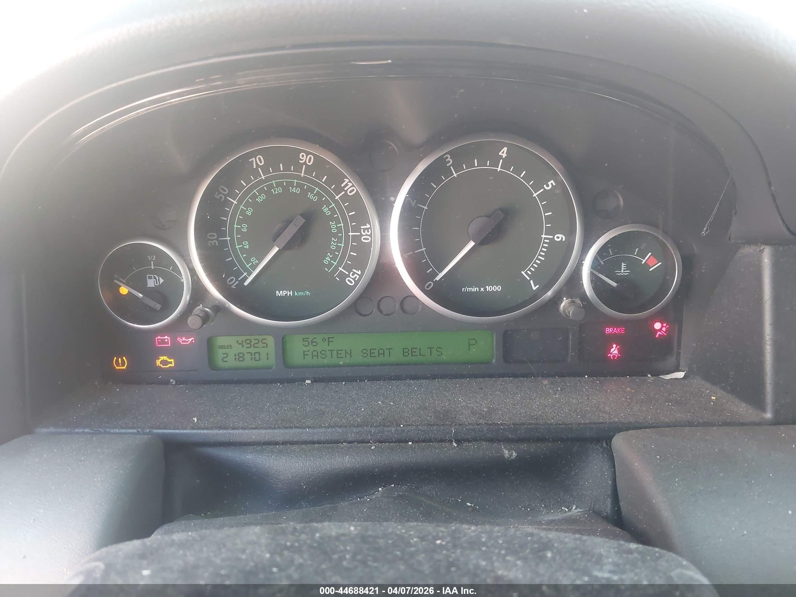 LAND ROVER image 7