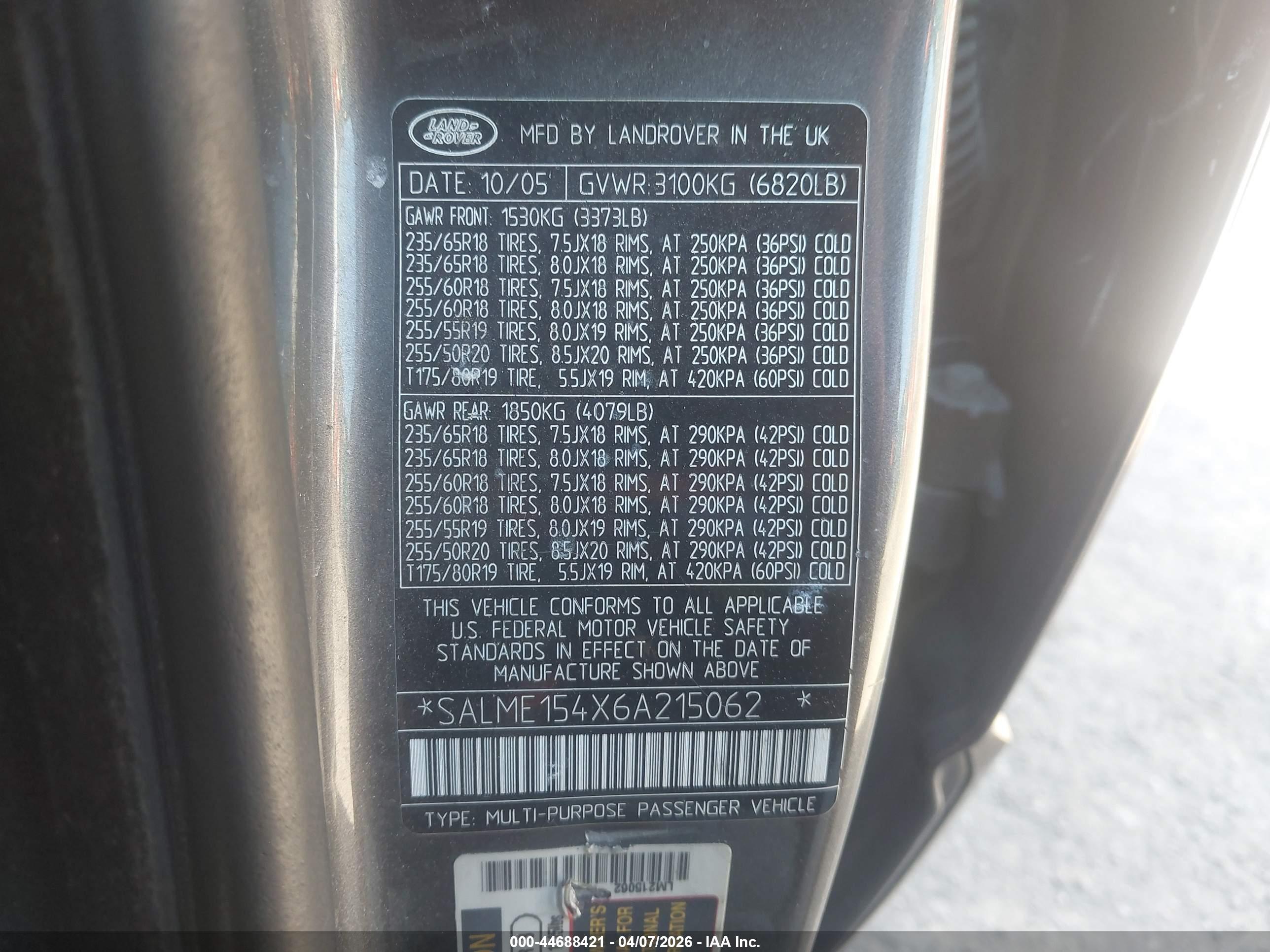 LAND ROVER image 9