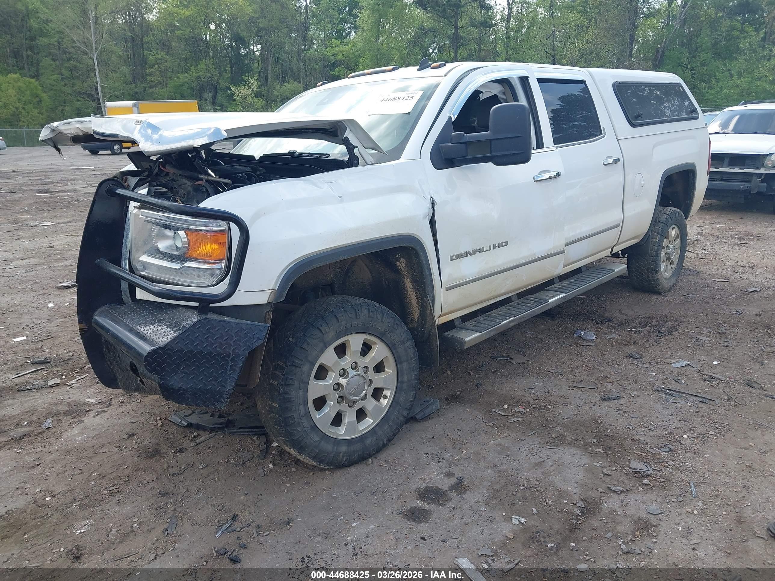 GMC SIERRA image 2