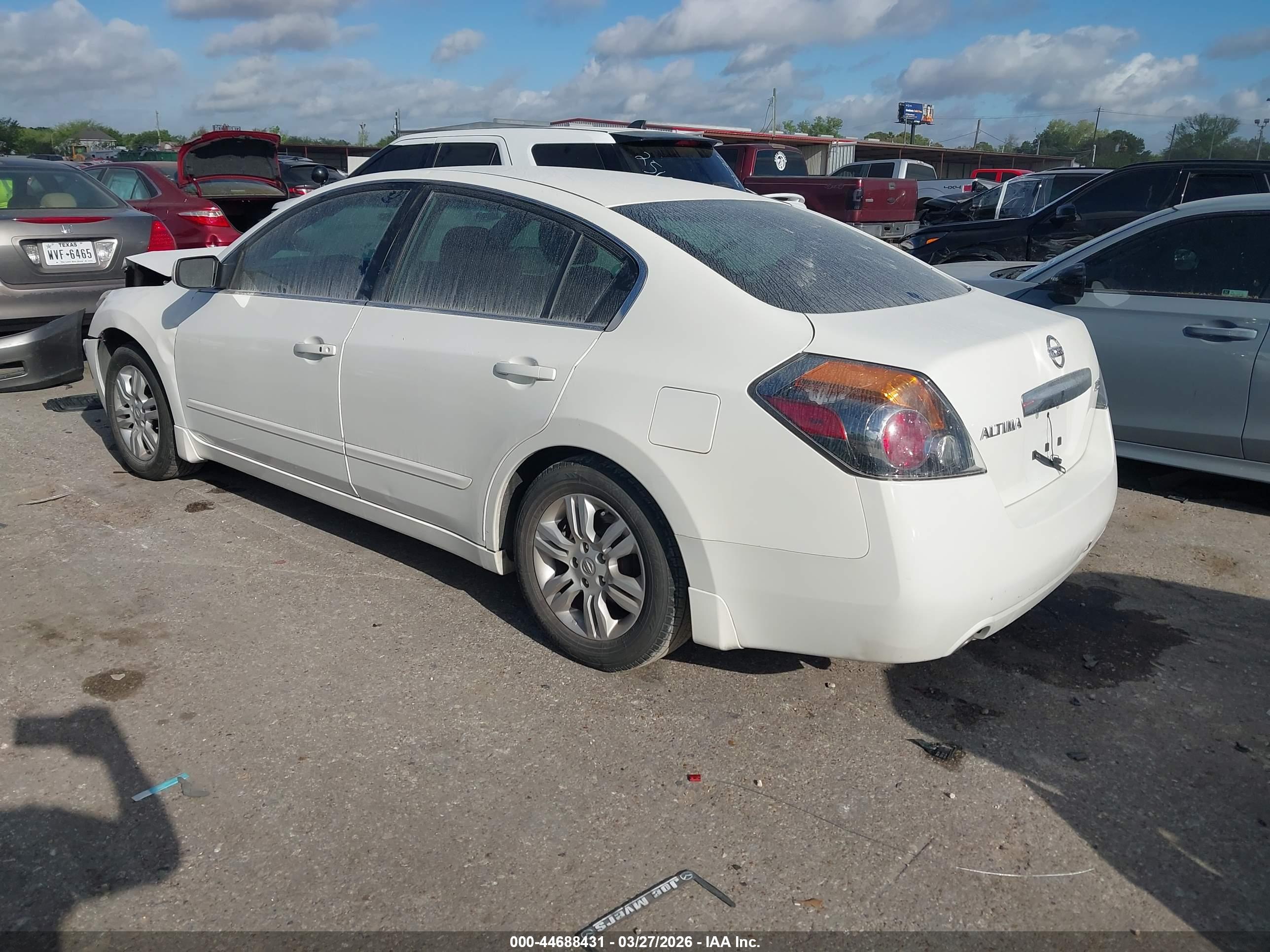 NISSAN ALTIMA image 3
