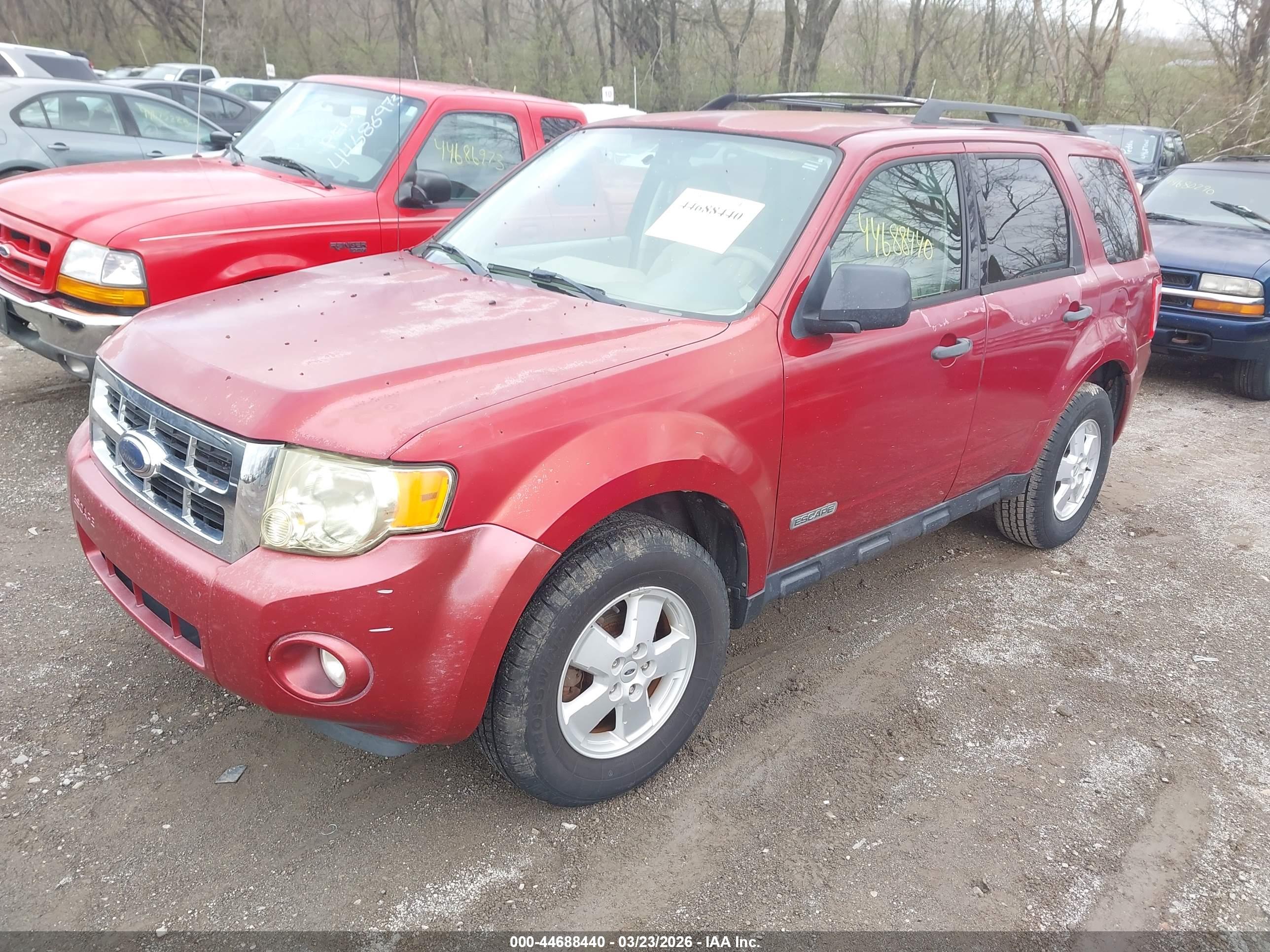 FORD ESCAPE image 2