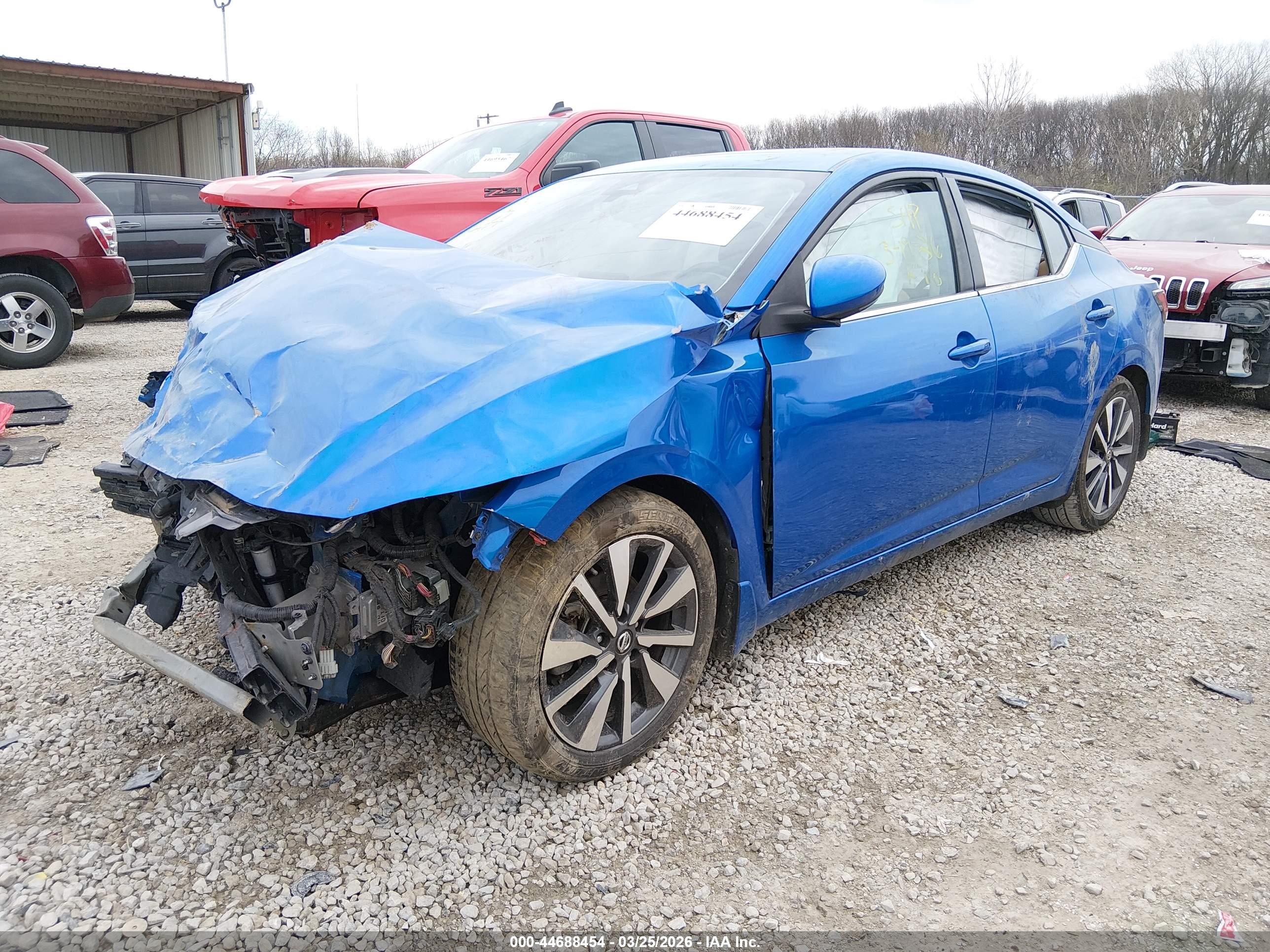 NISSAN SENTRA image 2