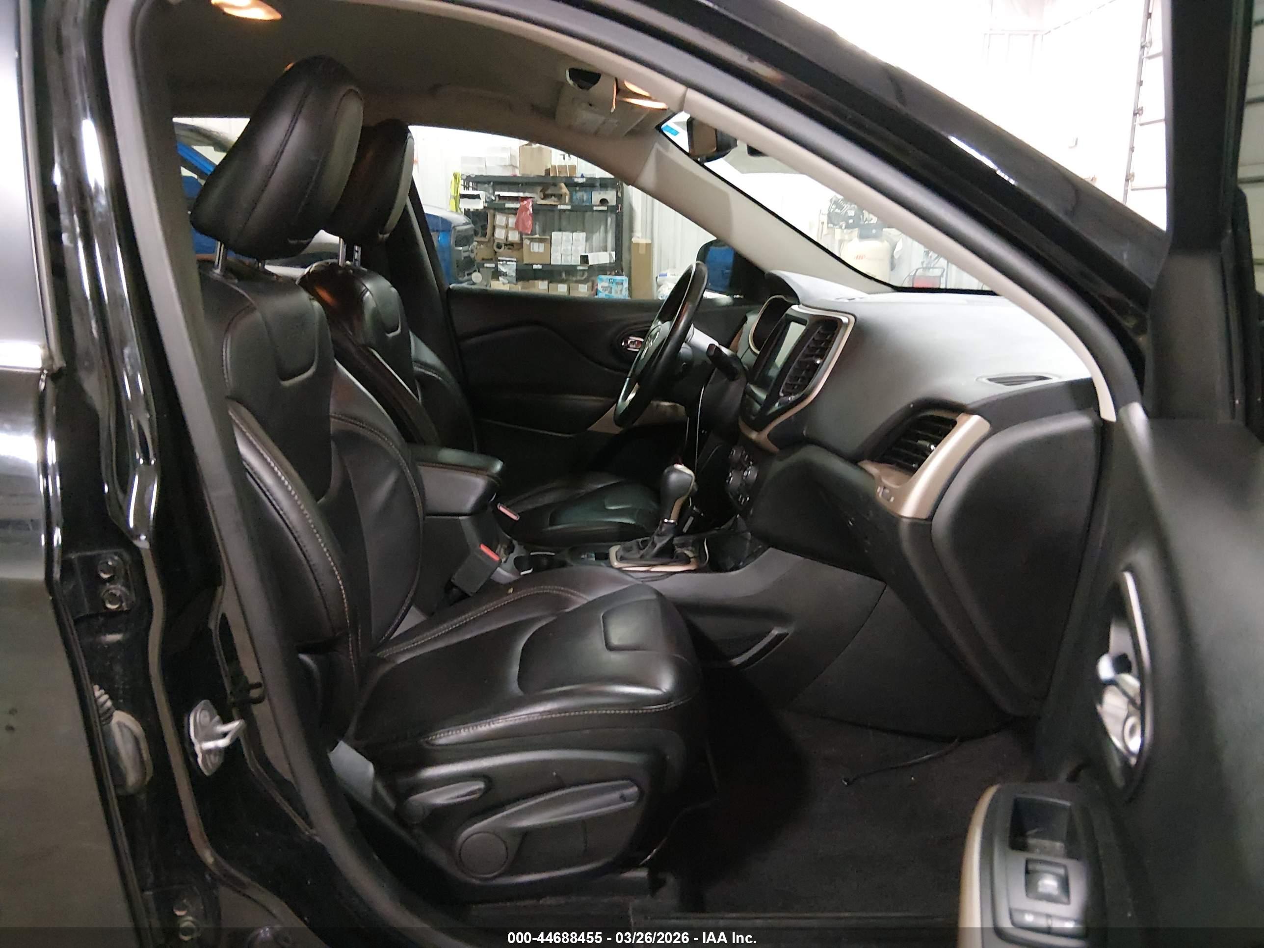 JEEP CHEROKEE image 5