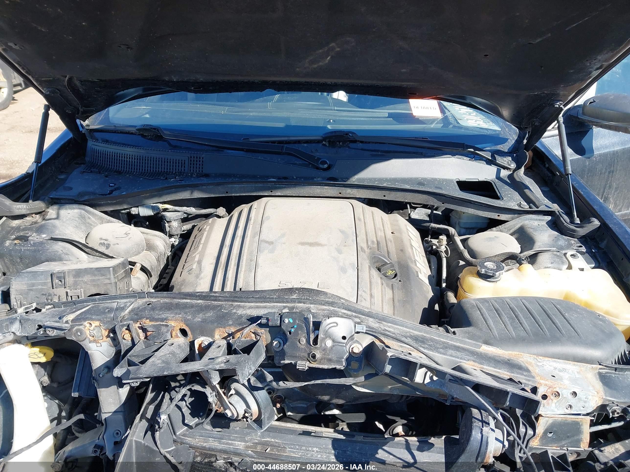 CHRYSLER 300C image 10