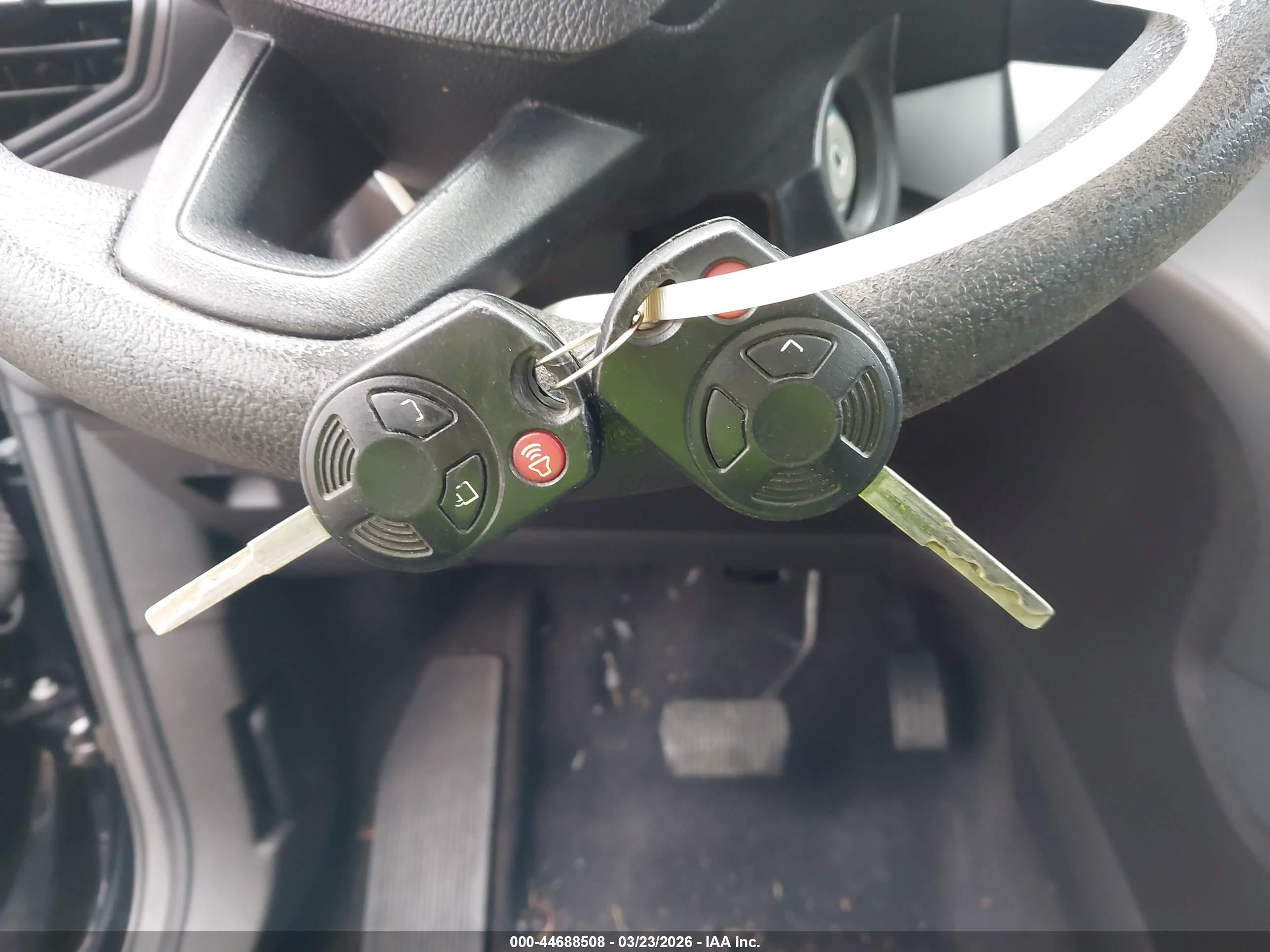 FORD ESCAPE image 11