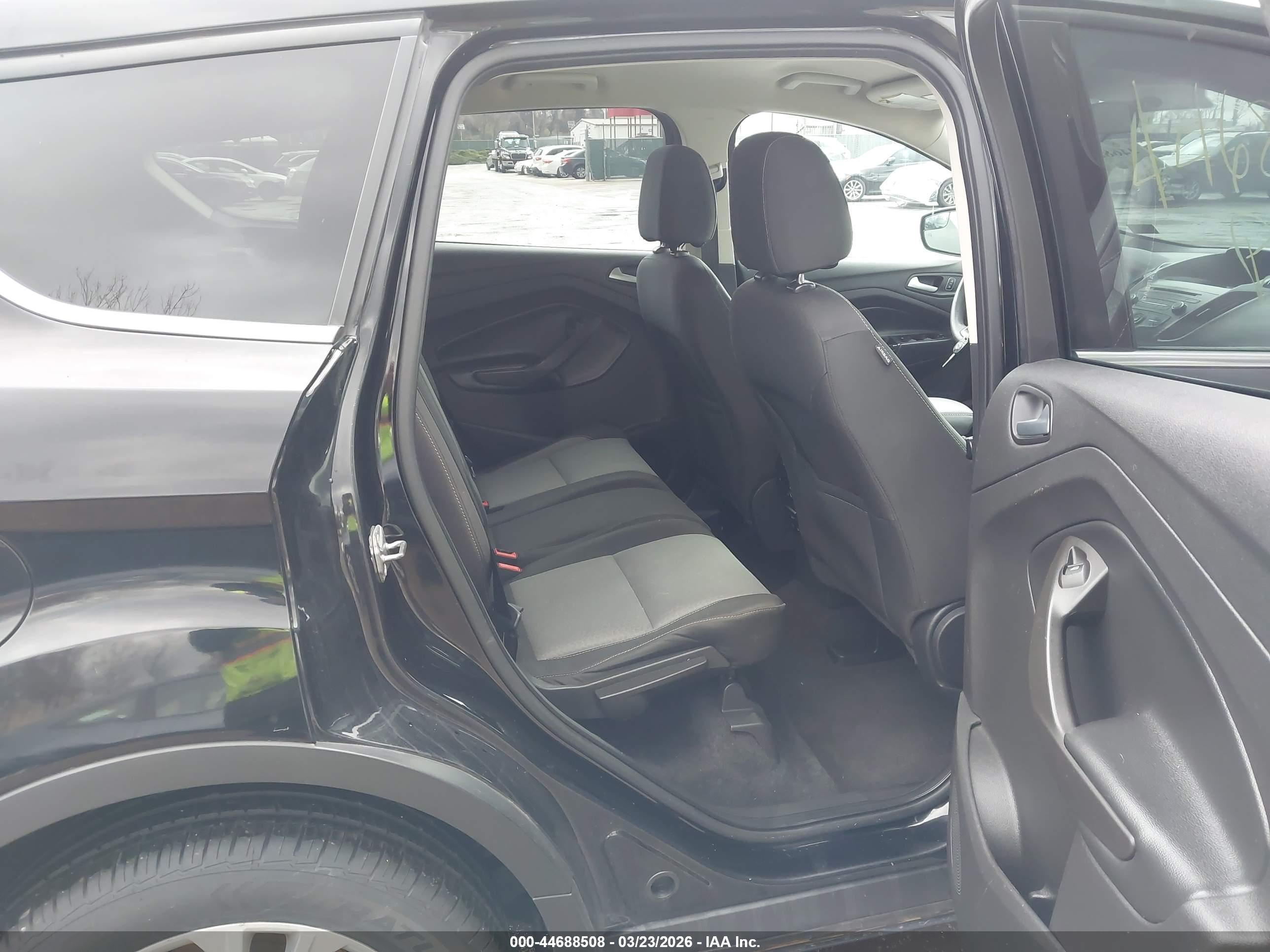 FORD ESCAPE image 8