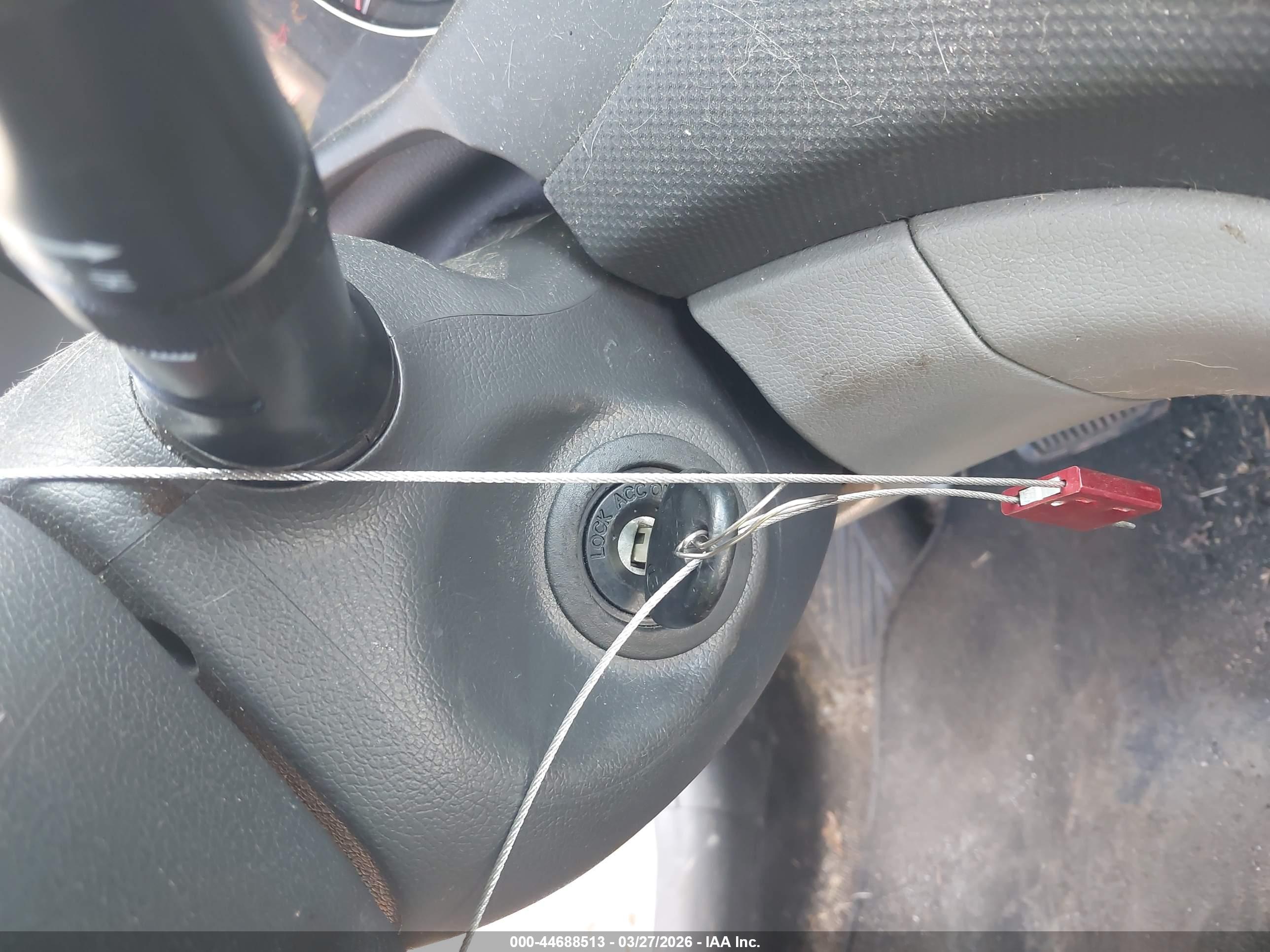 HYUNDAI ACCENT image 11