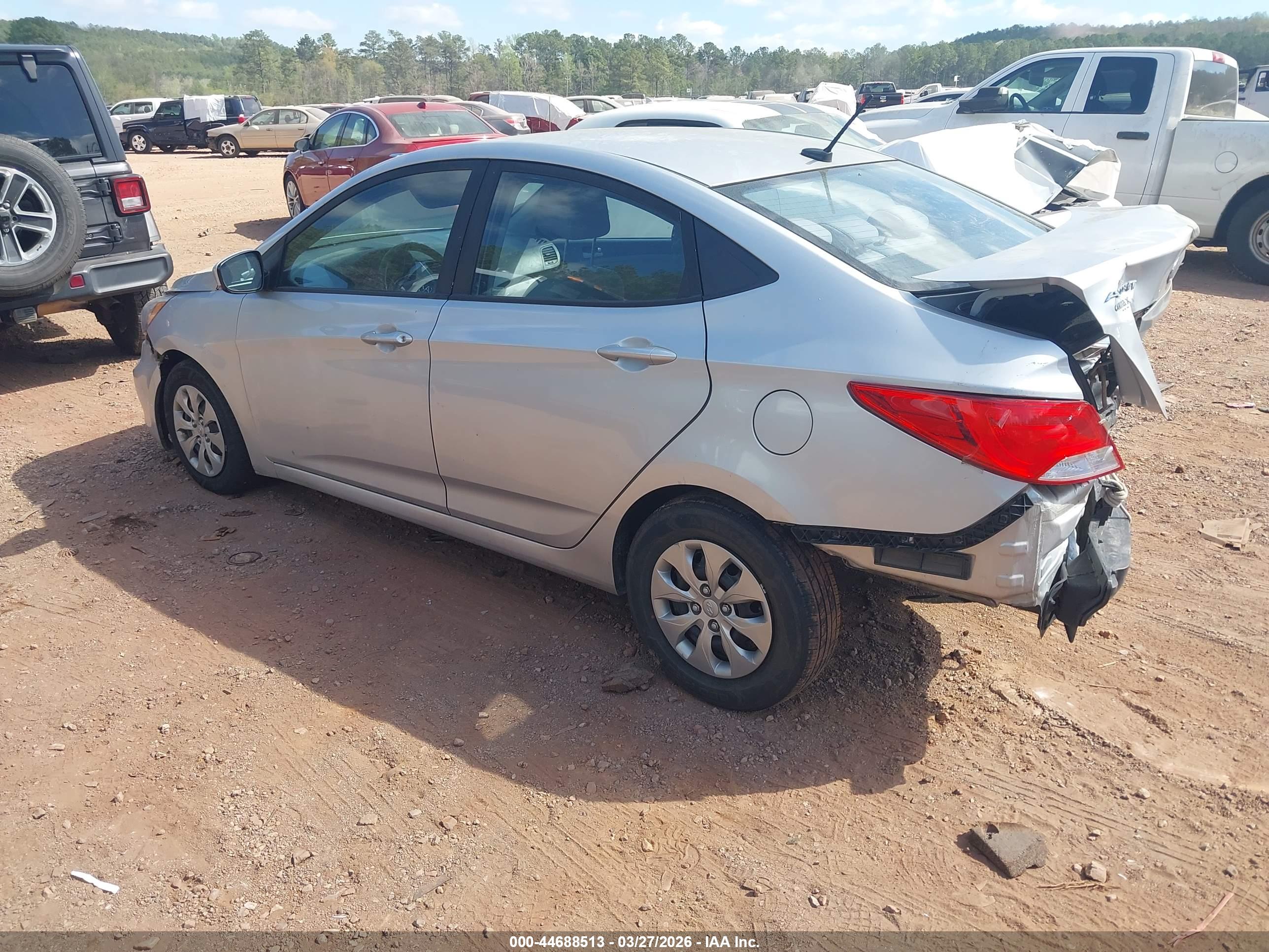 HYUNDAI ACCENT image 3