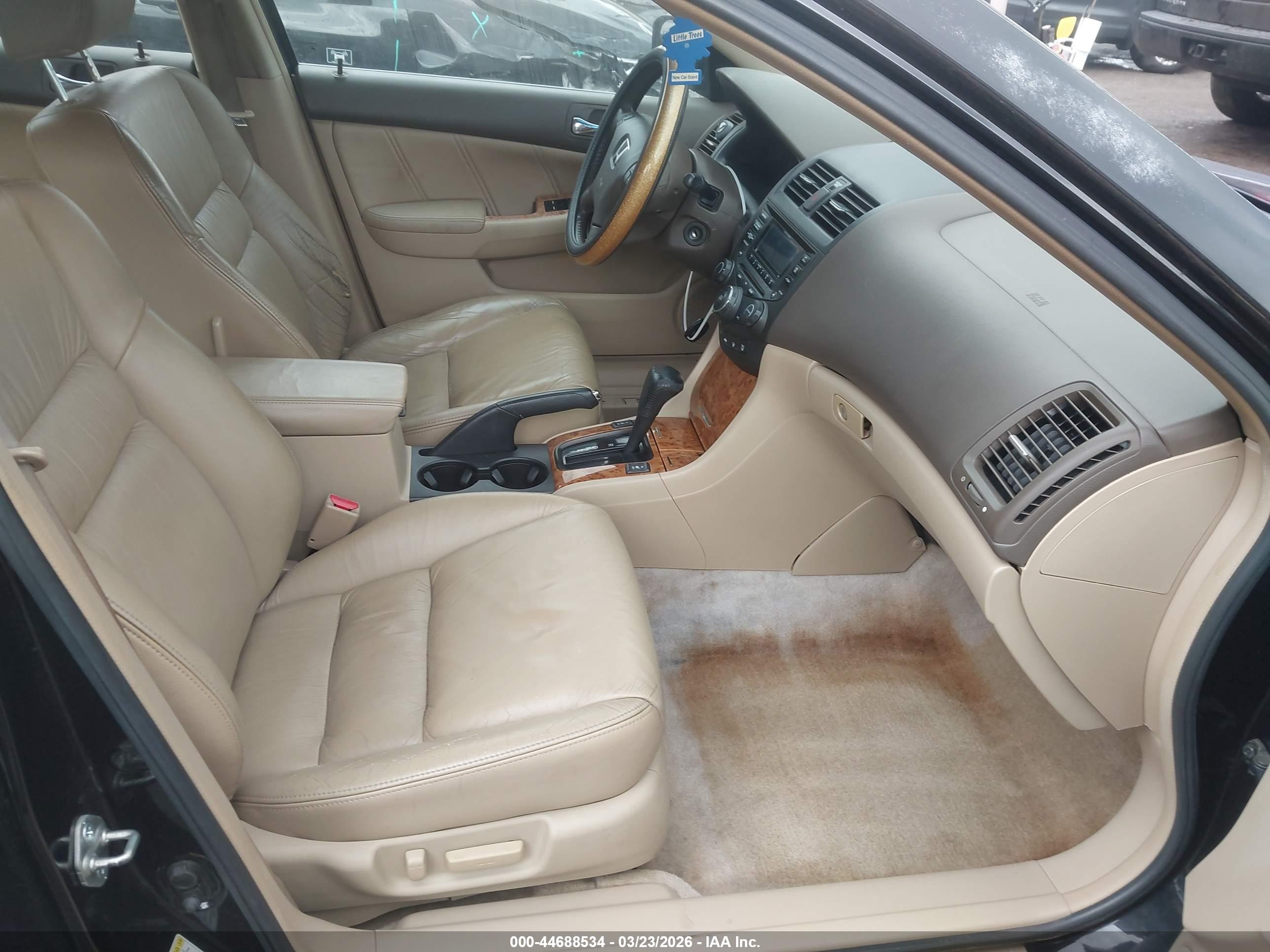 HONDA ACCORD image 5