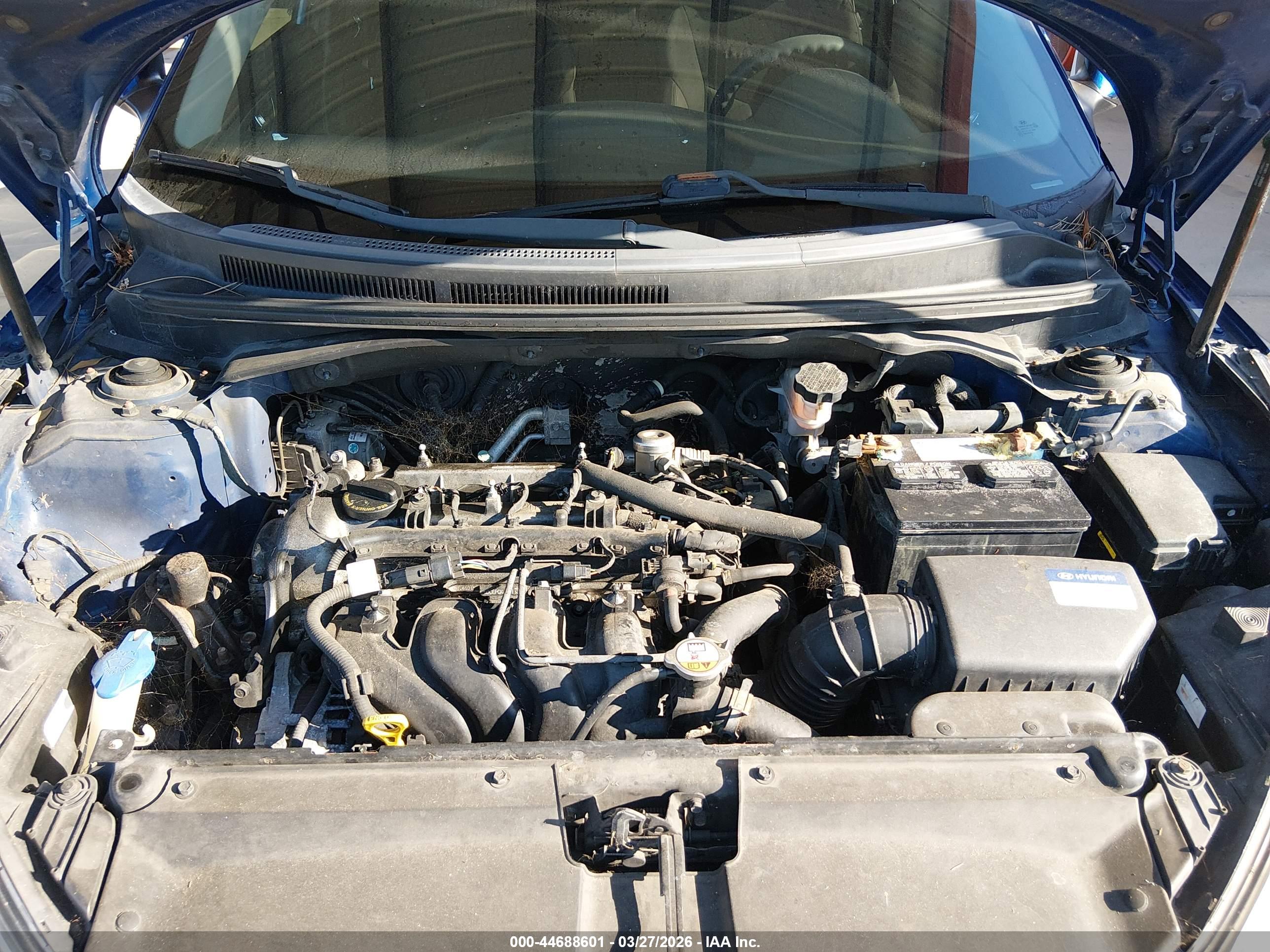 HYUNDAI VELOSTER image 10