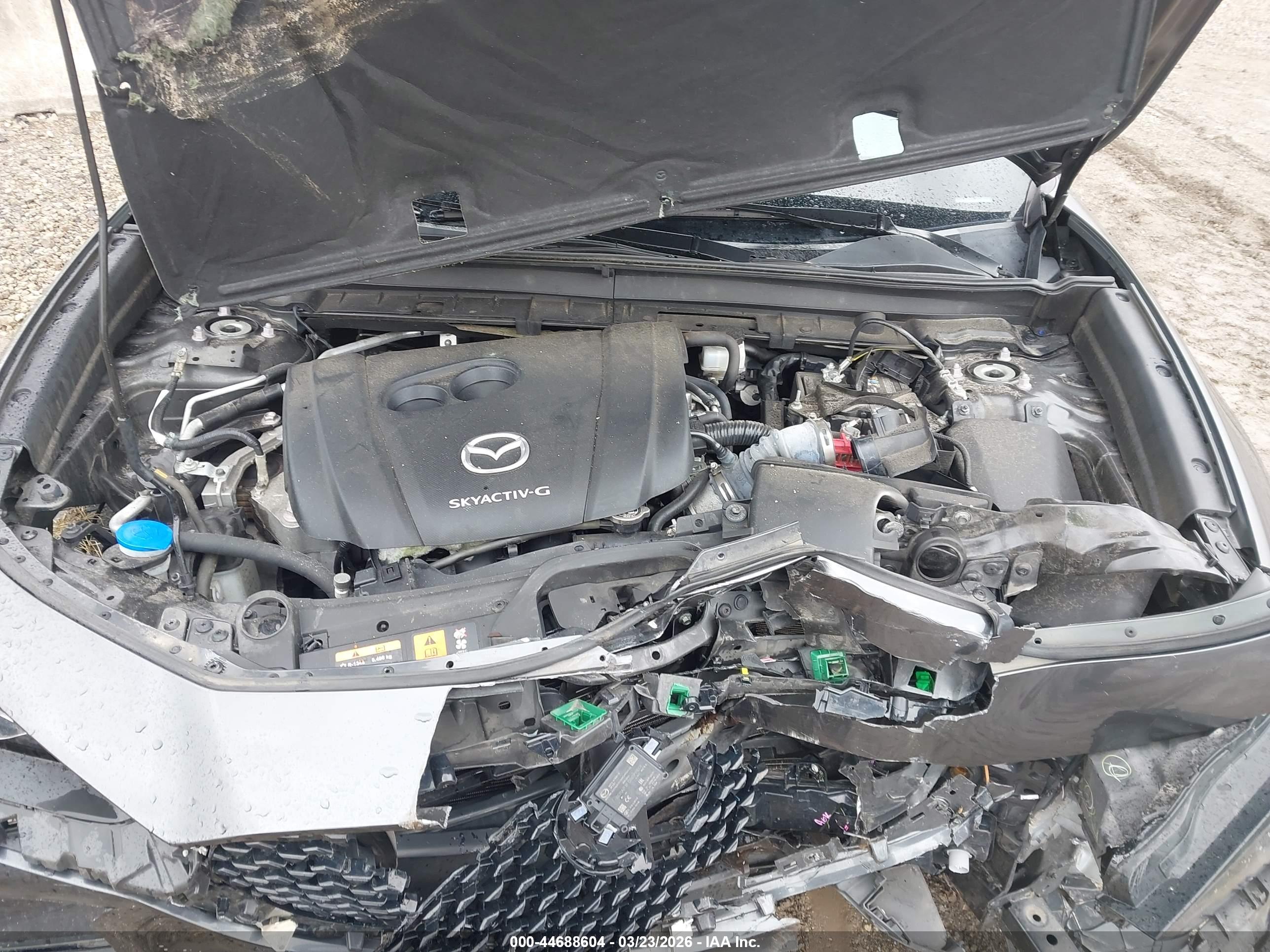 MAZDA CX-30 image 10