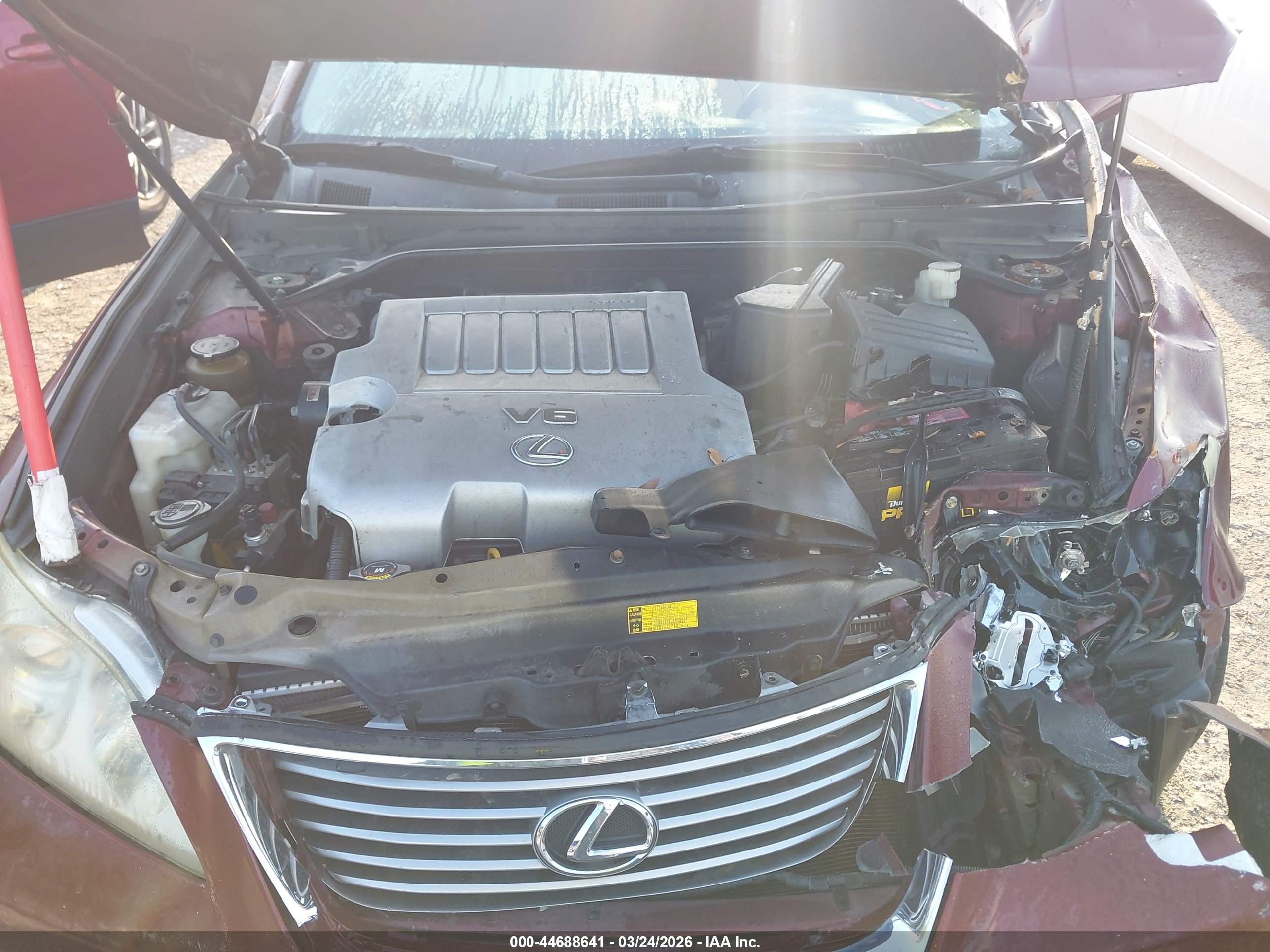 LEXUS ES image 10