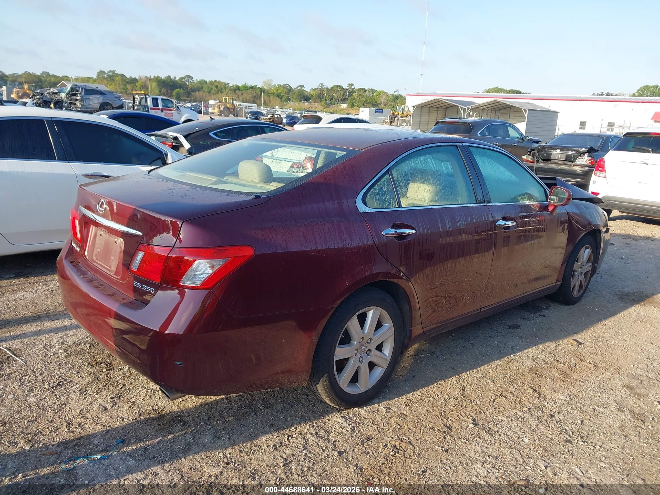 LEXUS ES image 4