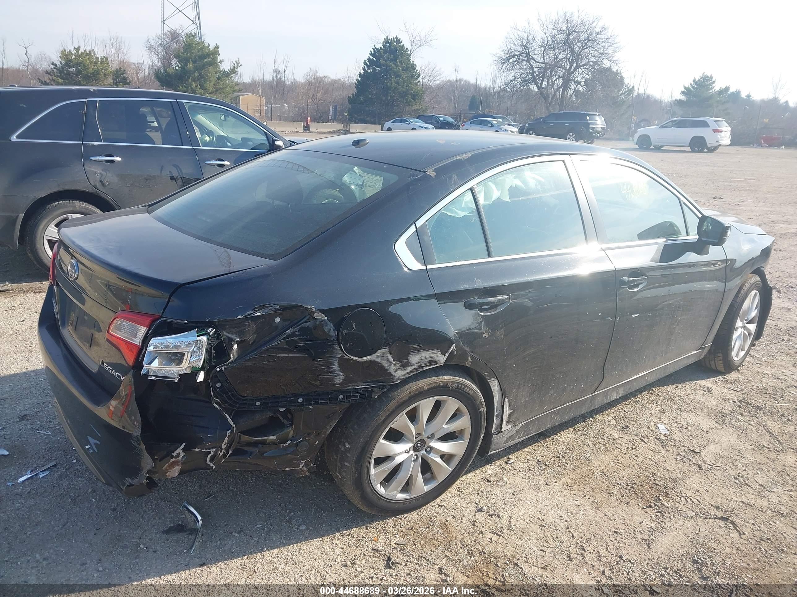 SUBARU LEGACY image 4