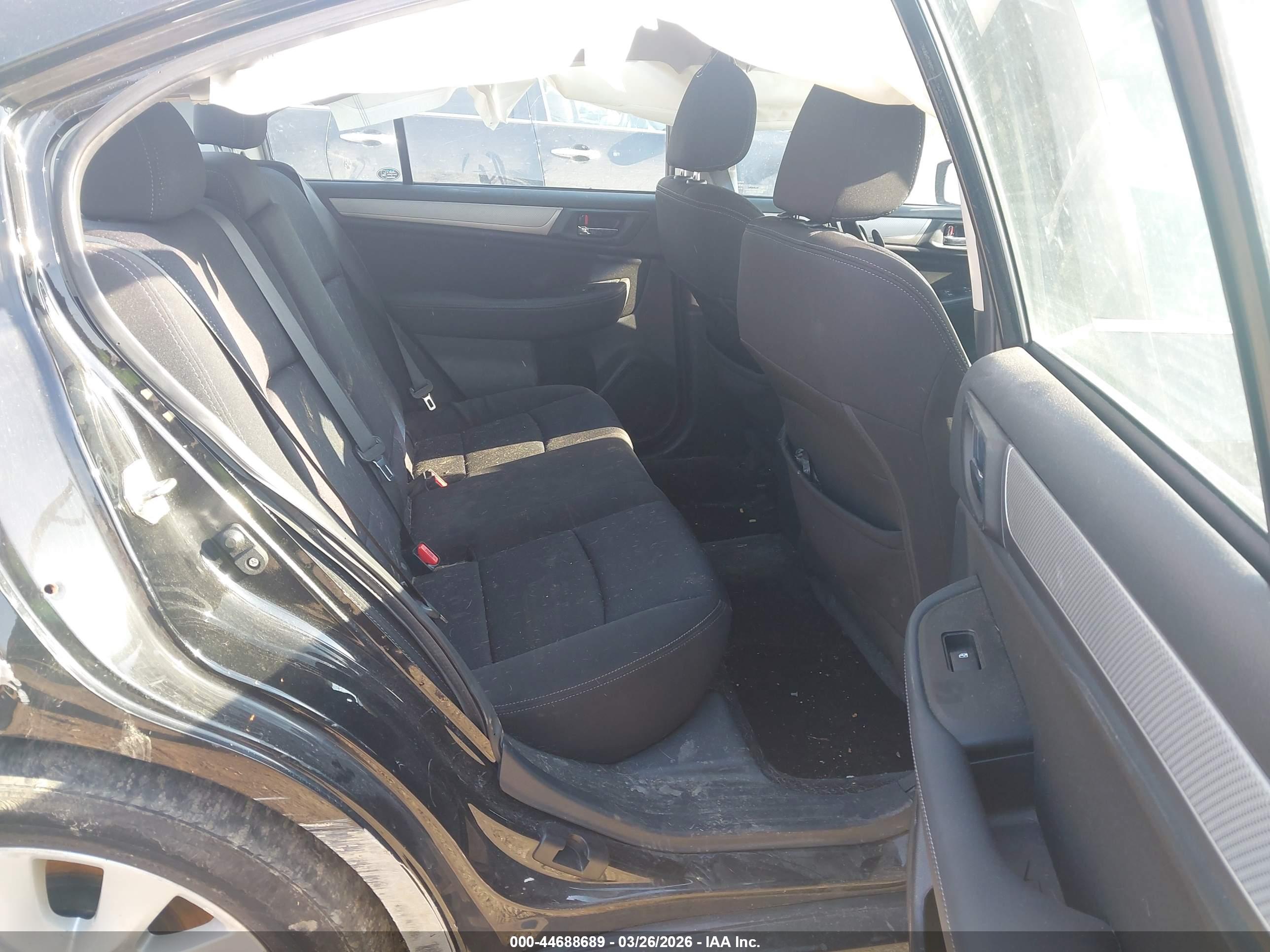 SUBARU LEGACY image 8