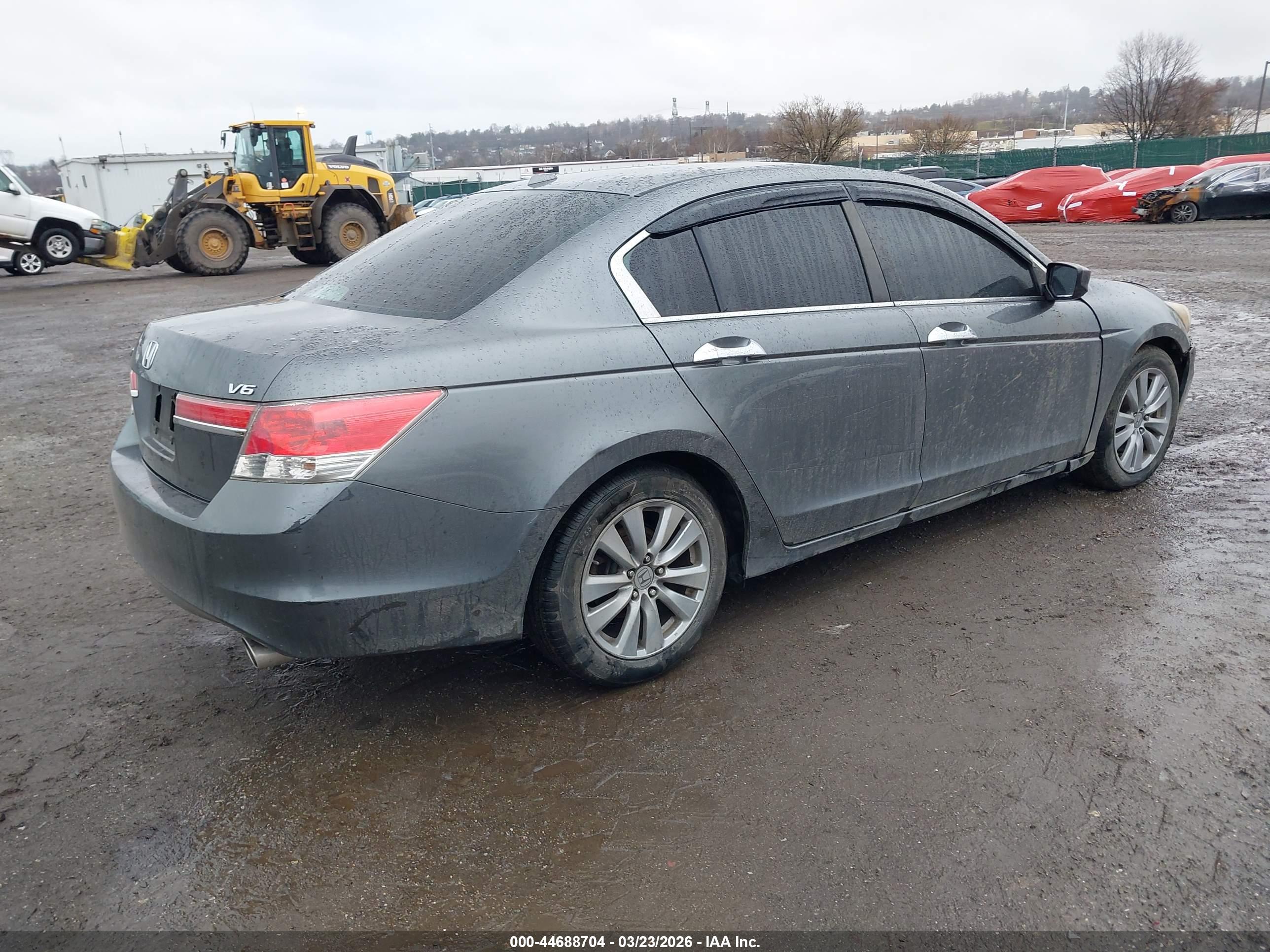 HONDA ACCORD image 4