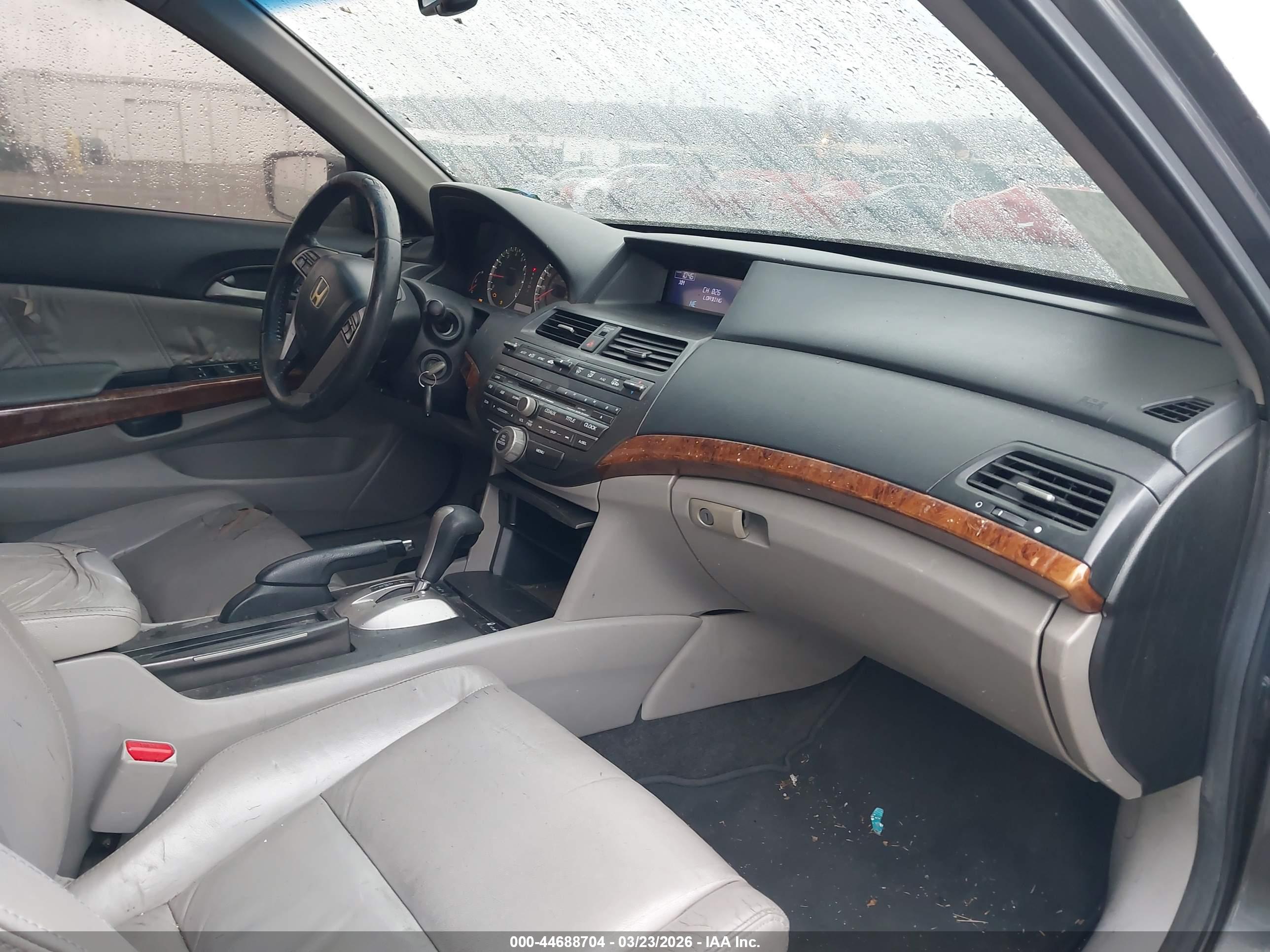 HONDA ACCORD image 5