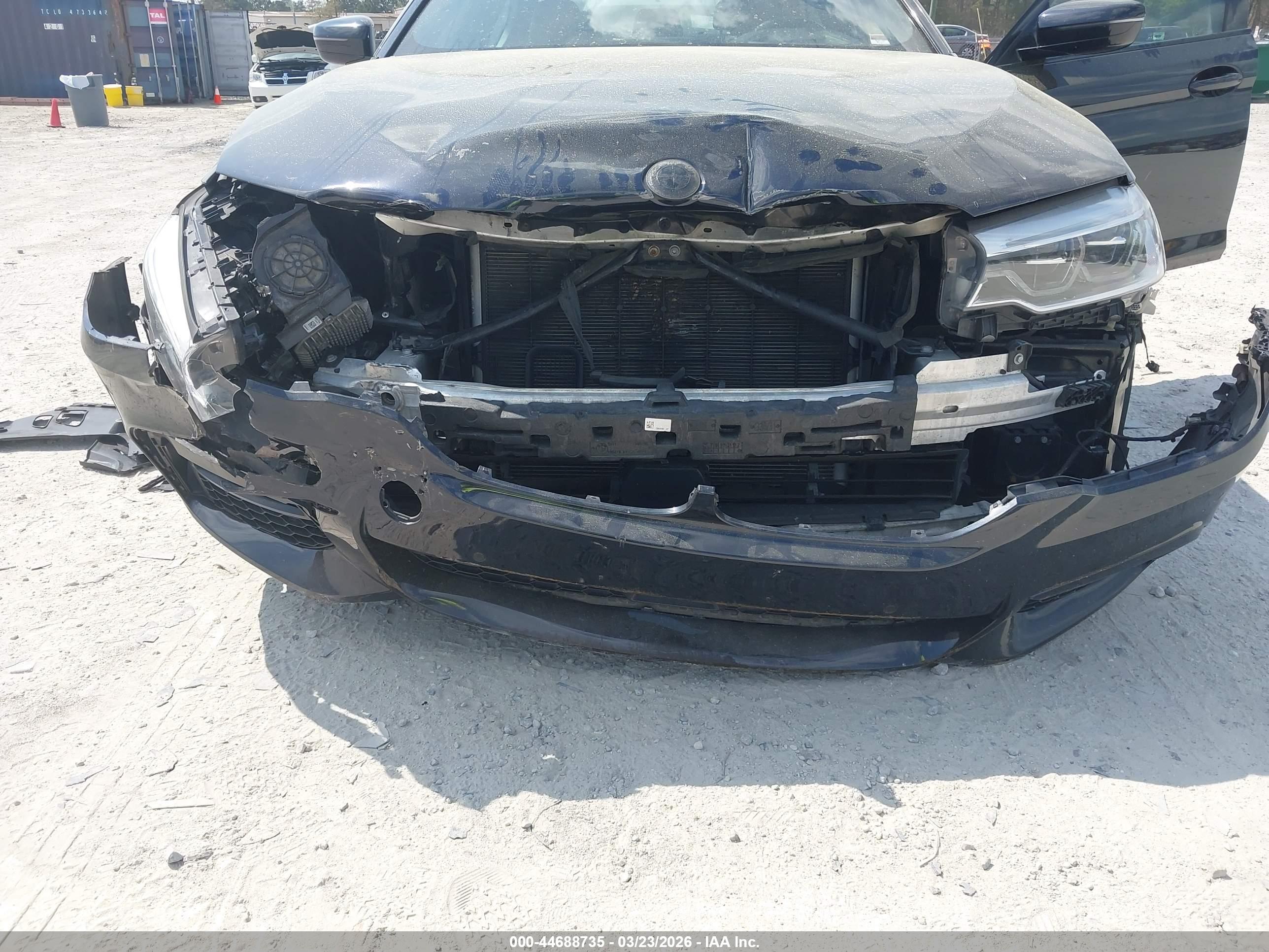 BMW 530E image 6