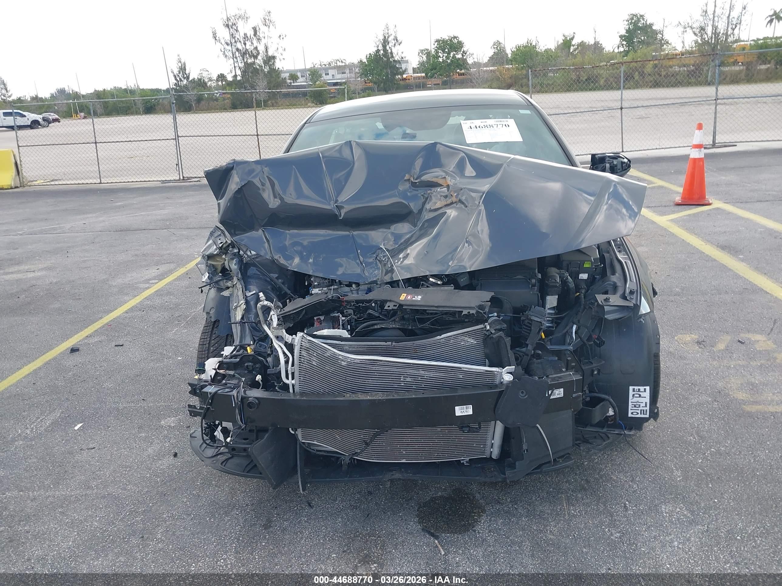 HYUNDAI ELANTRA image 6