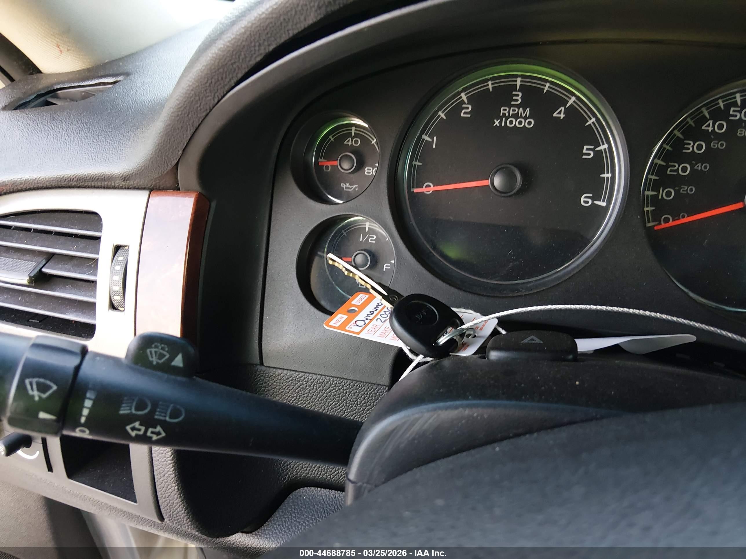 GMC YUKON image 11
