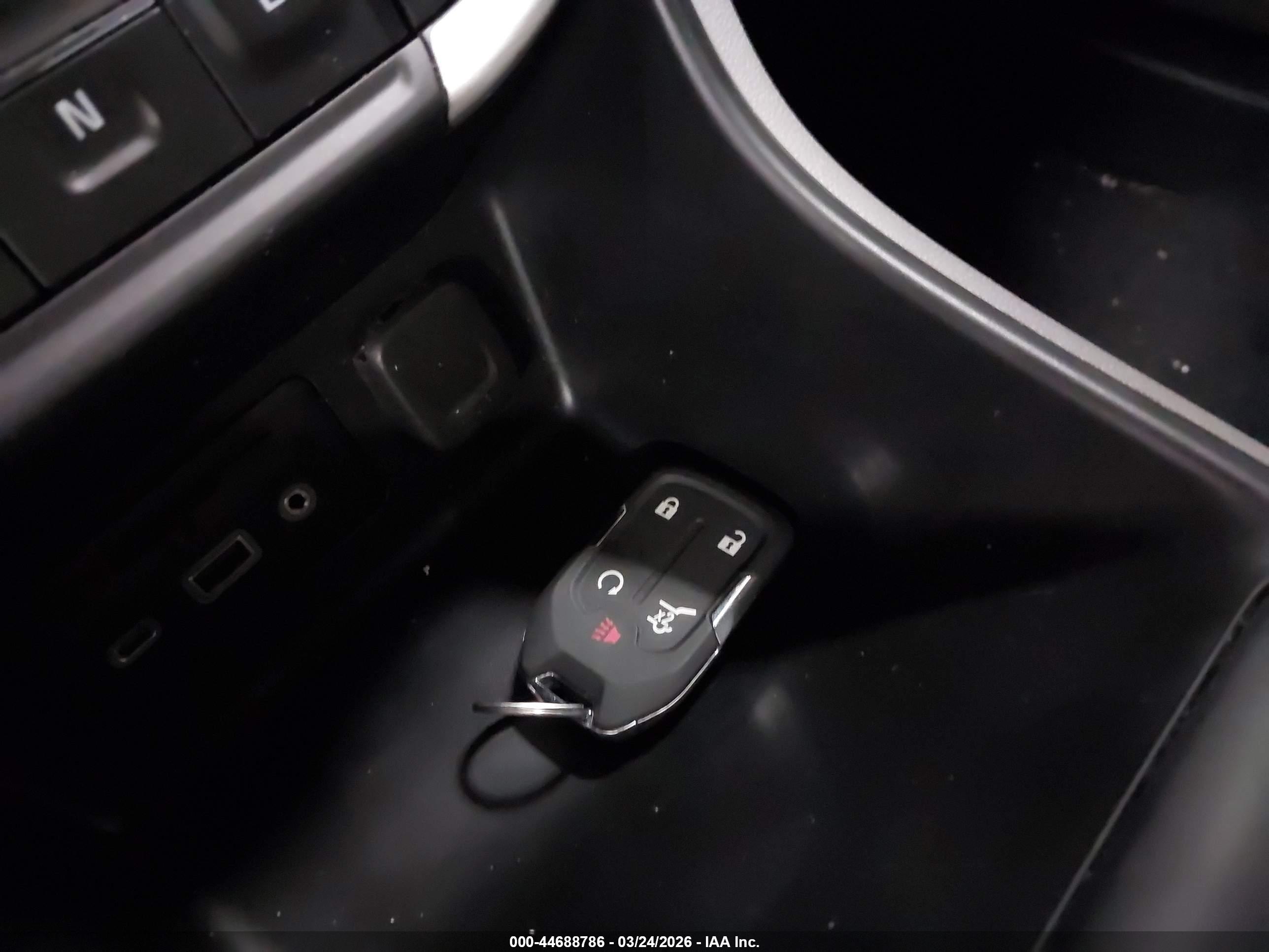 GMC TERRAIN image 11