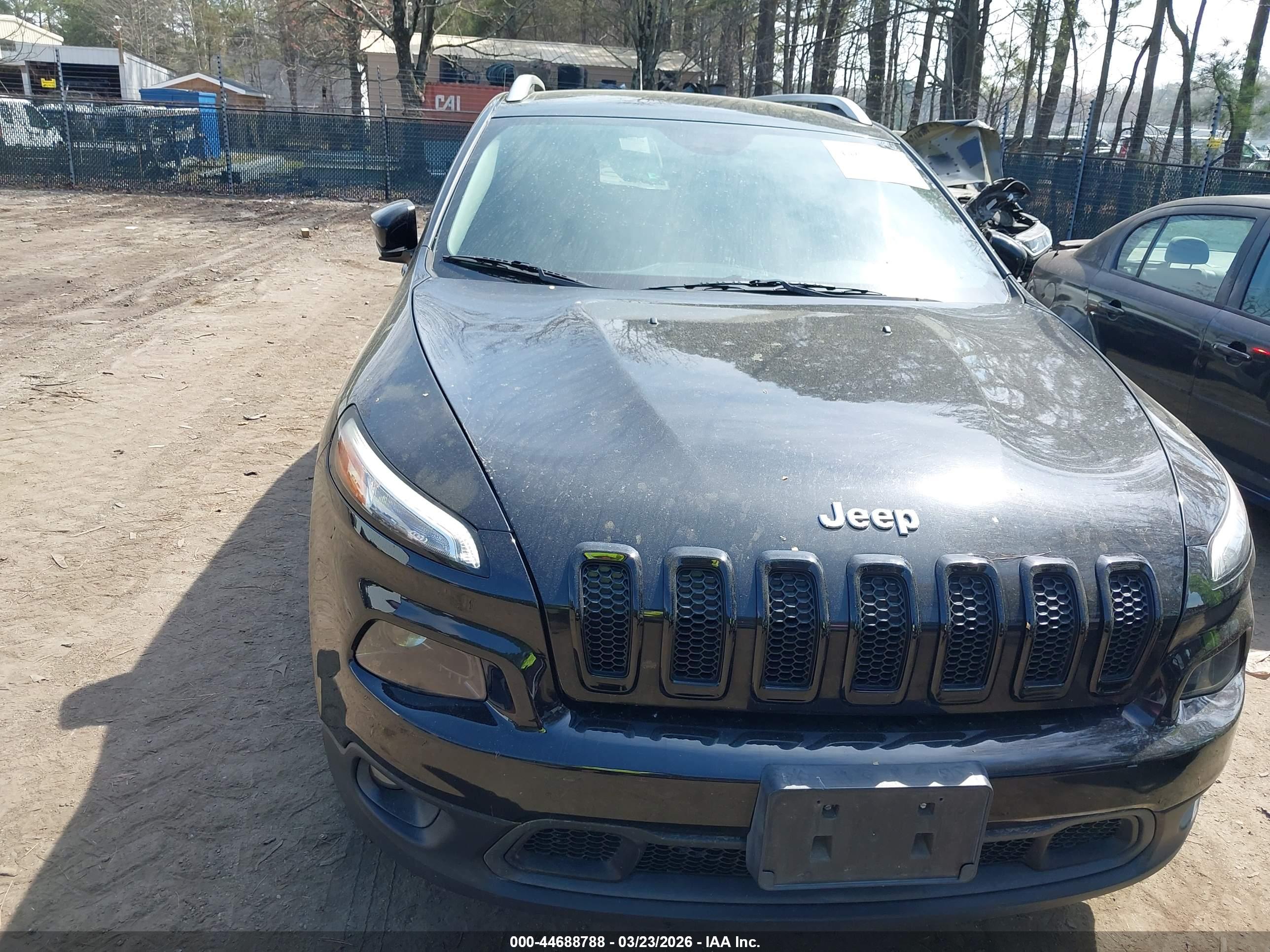 JEEP CHEROKEE image 6