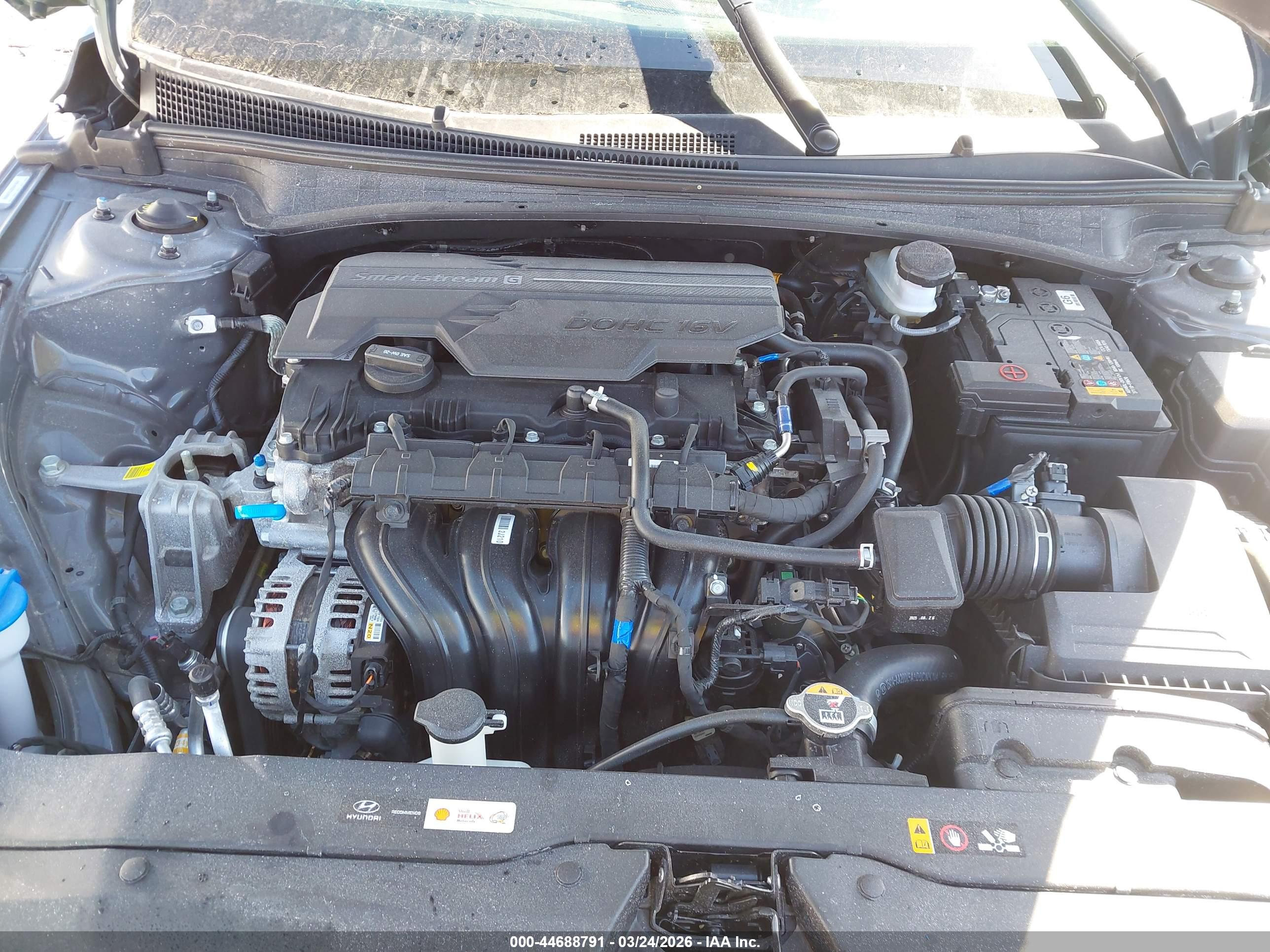 HYUNDAI ELANTRA image 10