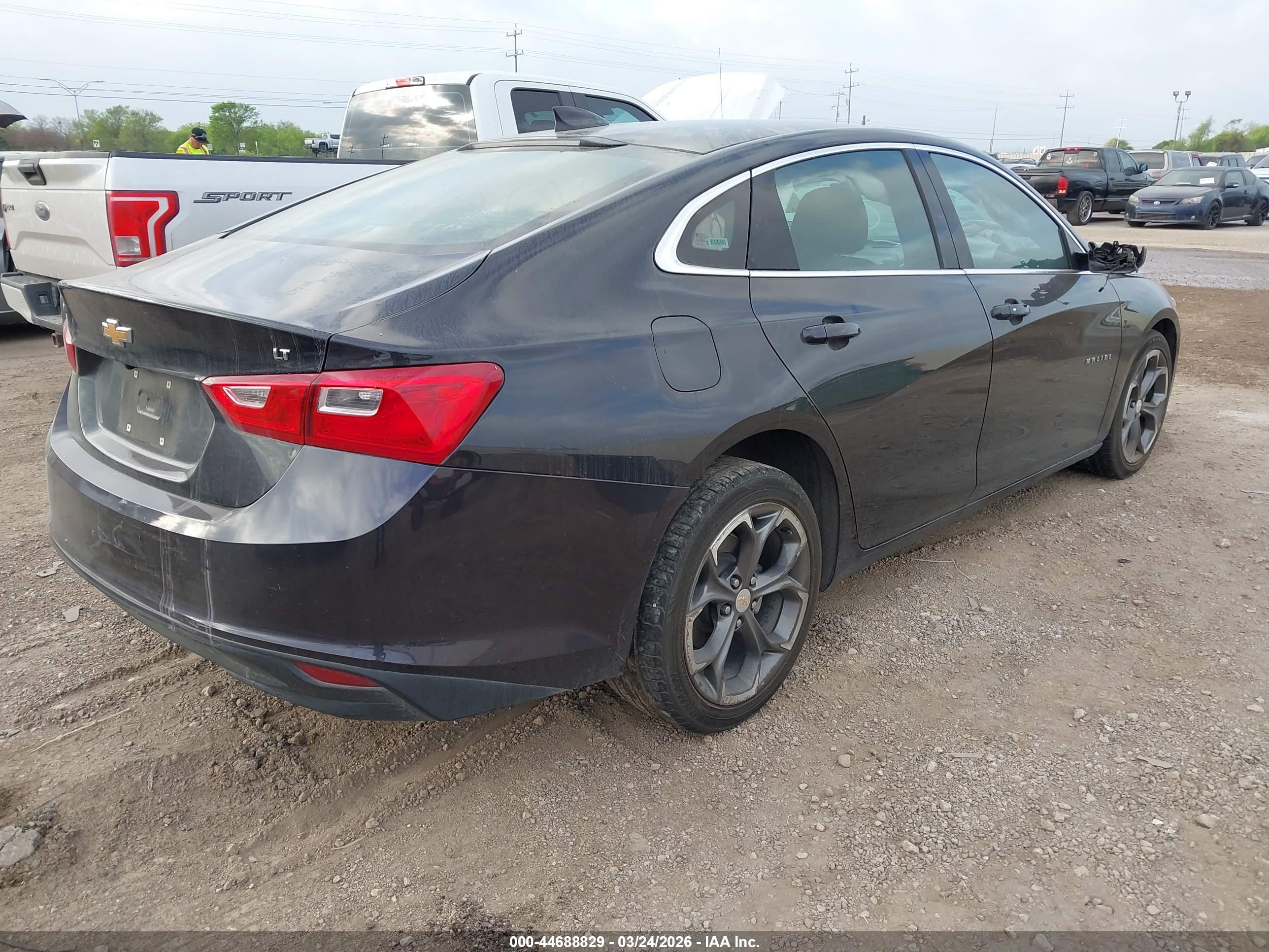 CHEVROLET MALIBU image 4