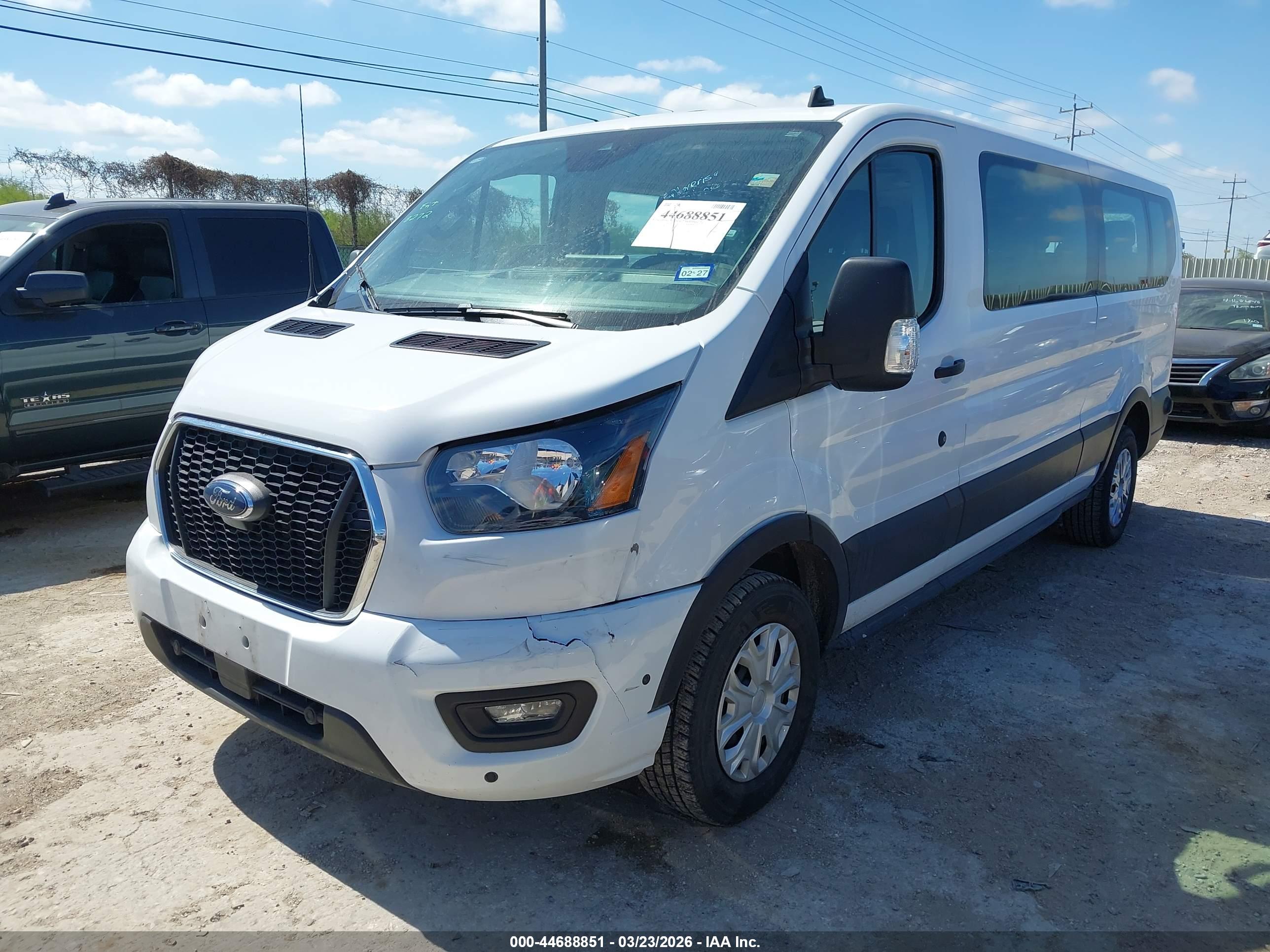 FORD TRANSIT-350 image 2