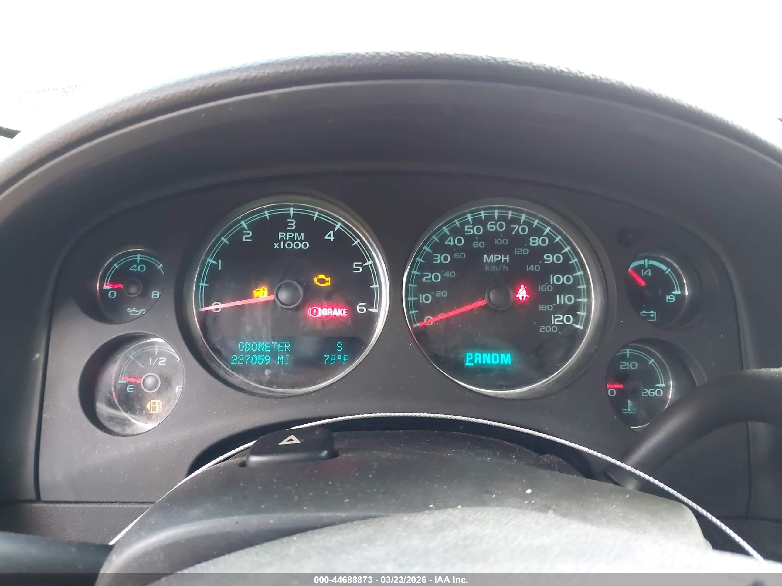 GMC YUKON image 7