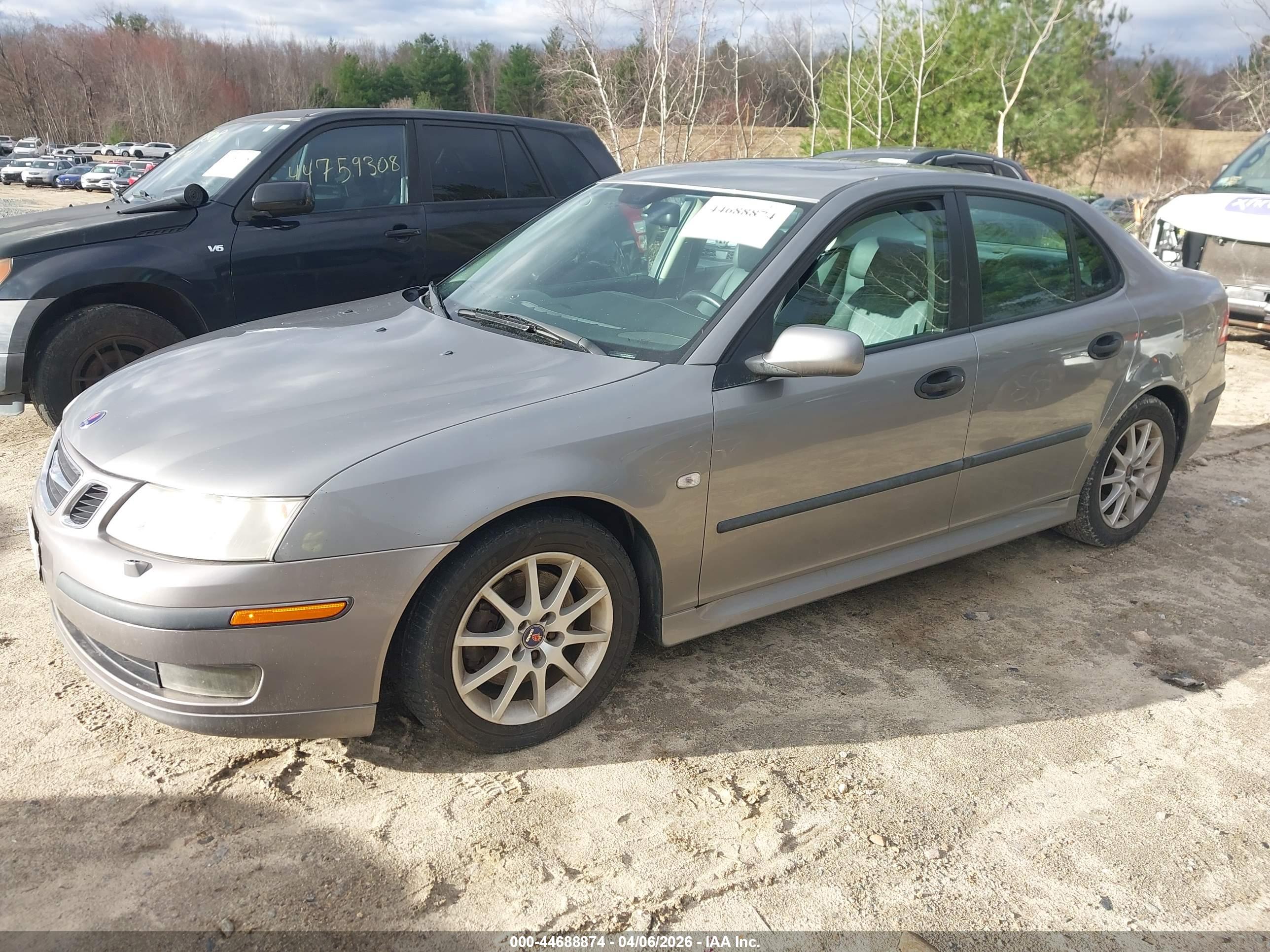 SAAB 9-3 image 2
