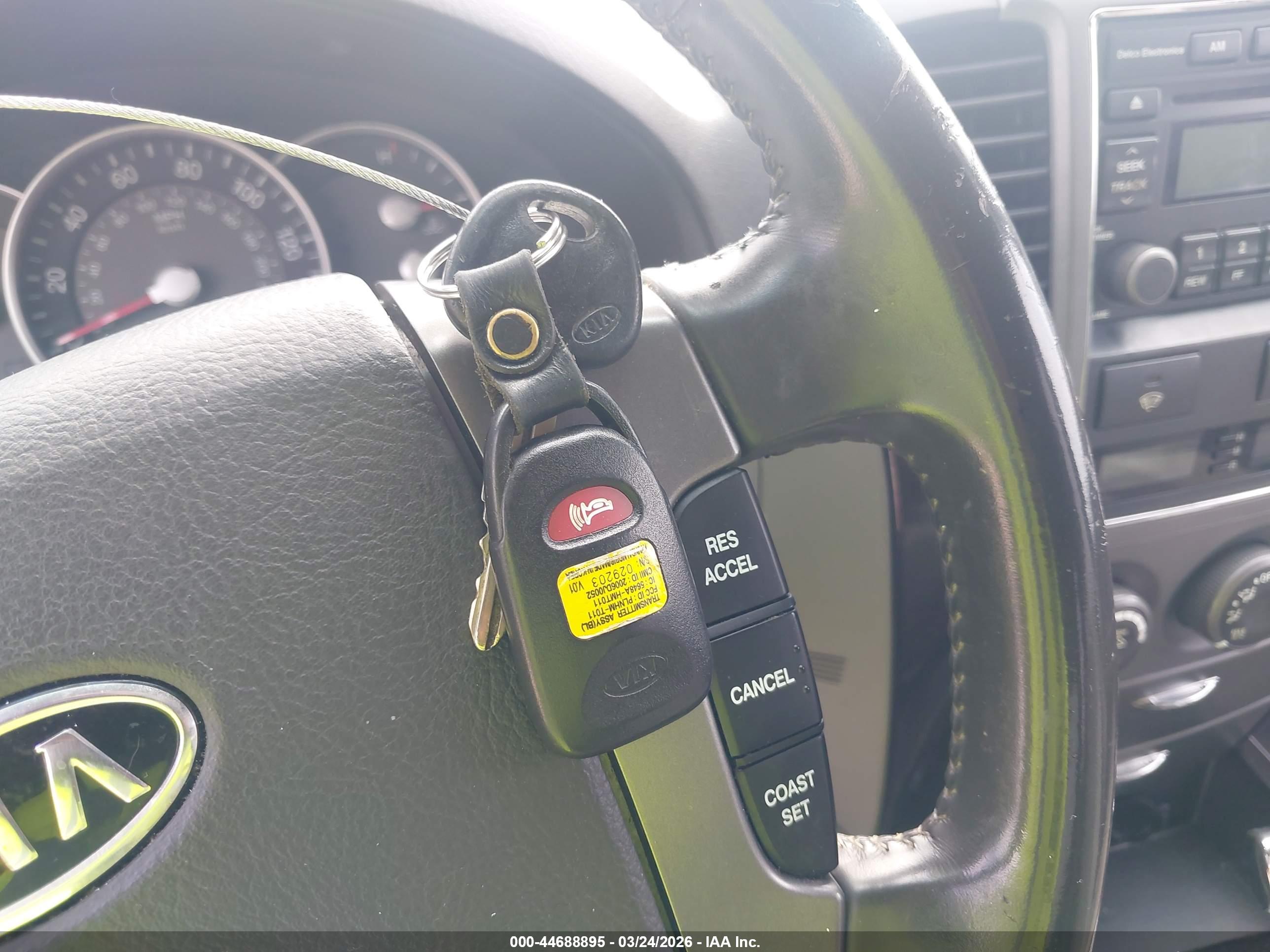 KIA SORENTO image 11