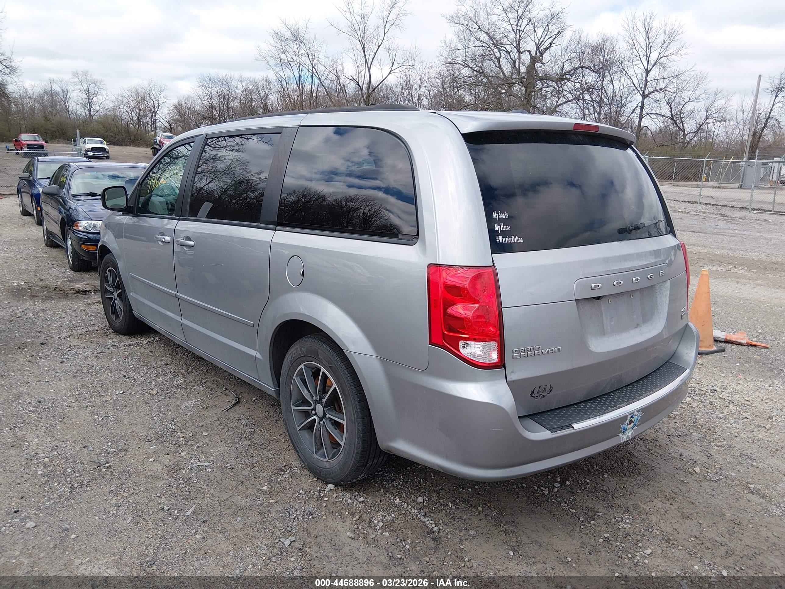 DODGE GRAND image 3