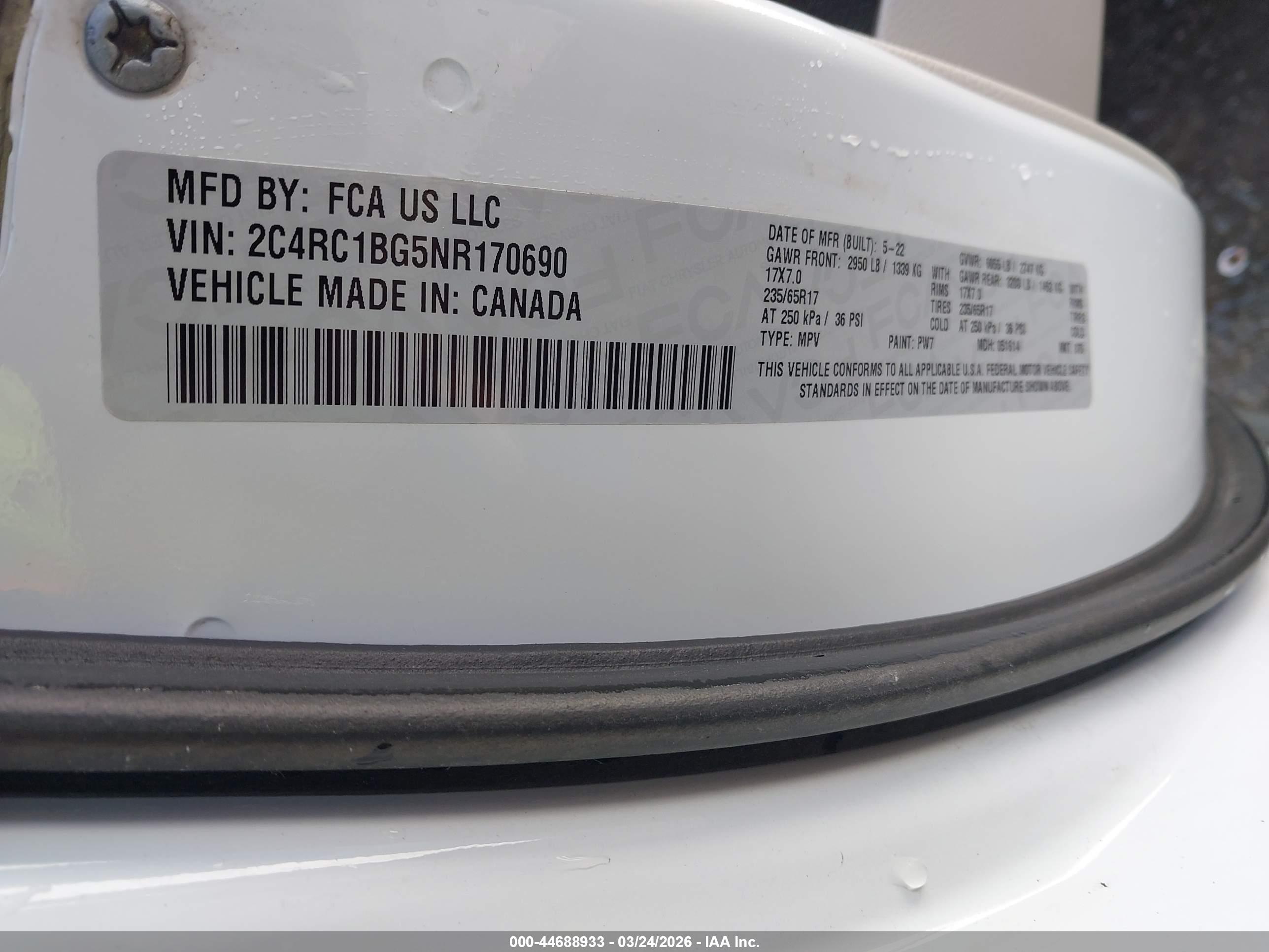 CHRYSLER PACIFICA image 9