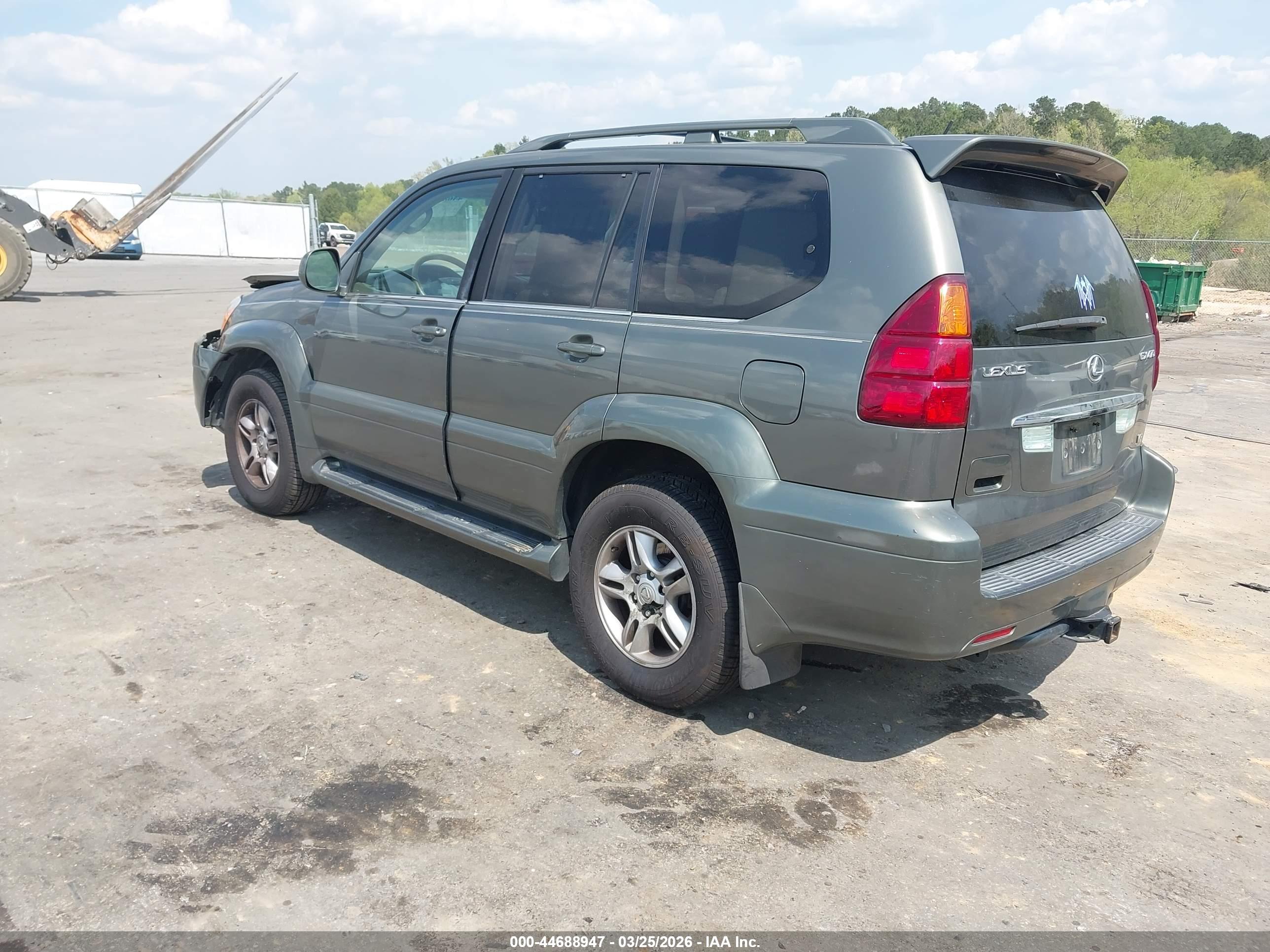 LEXUS GX image 3