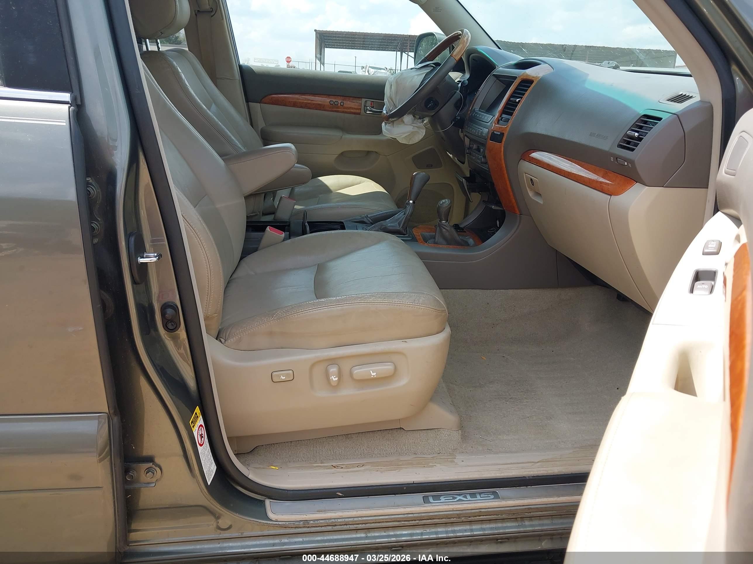 LEXUS GX image 5