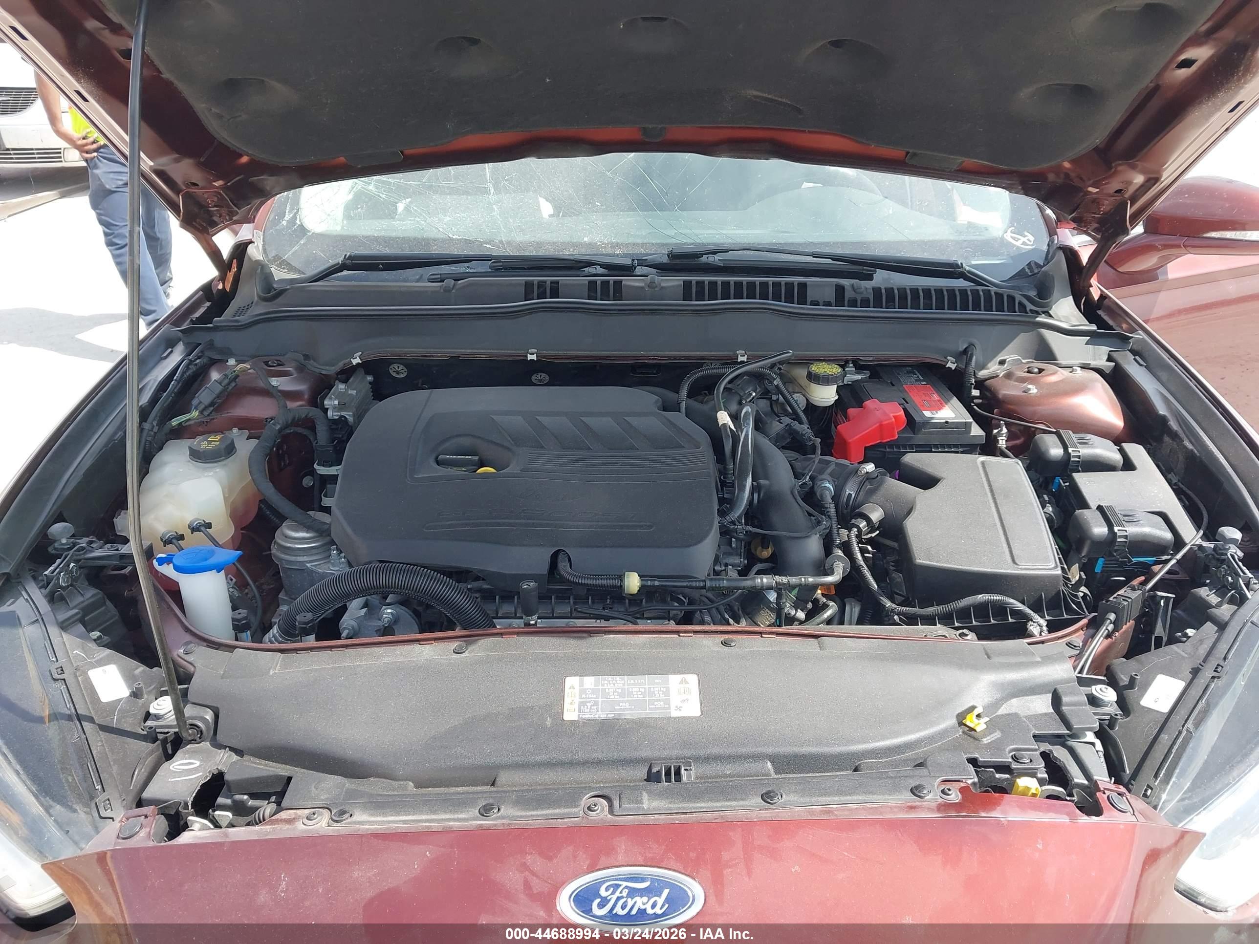 FORD FUSION image 10