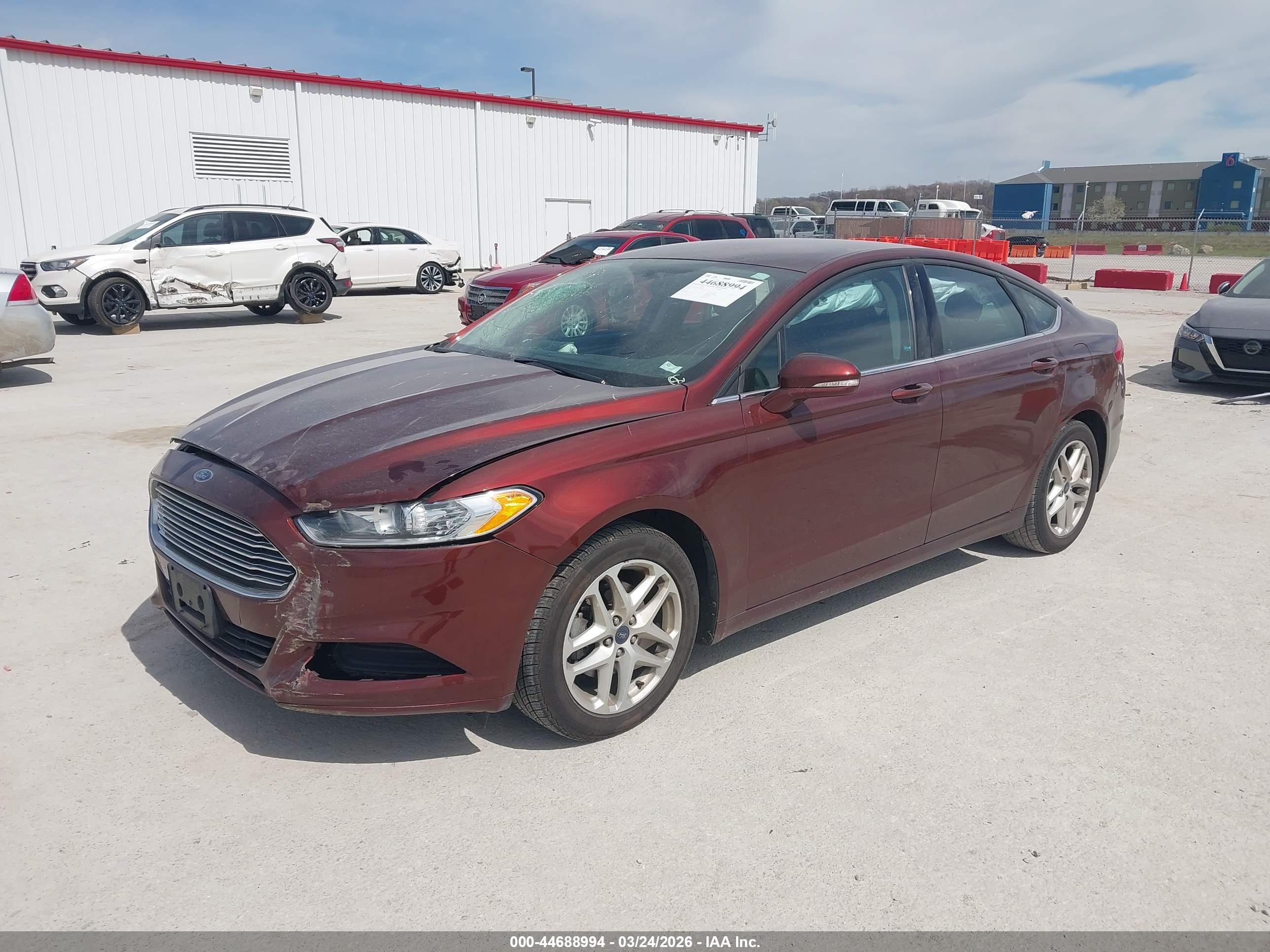 FORD FUSION image 2