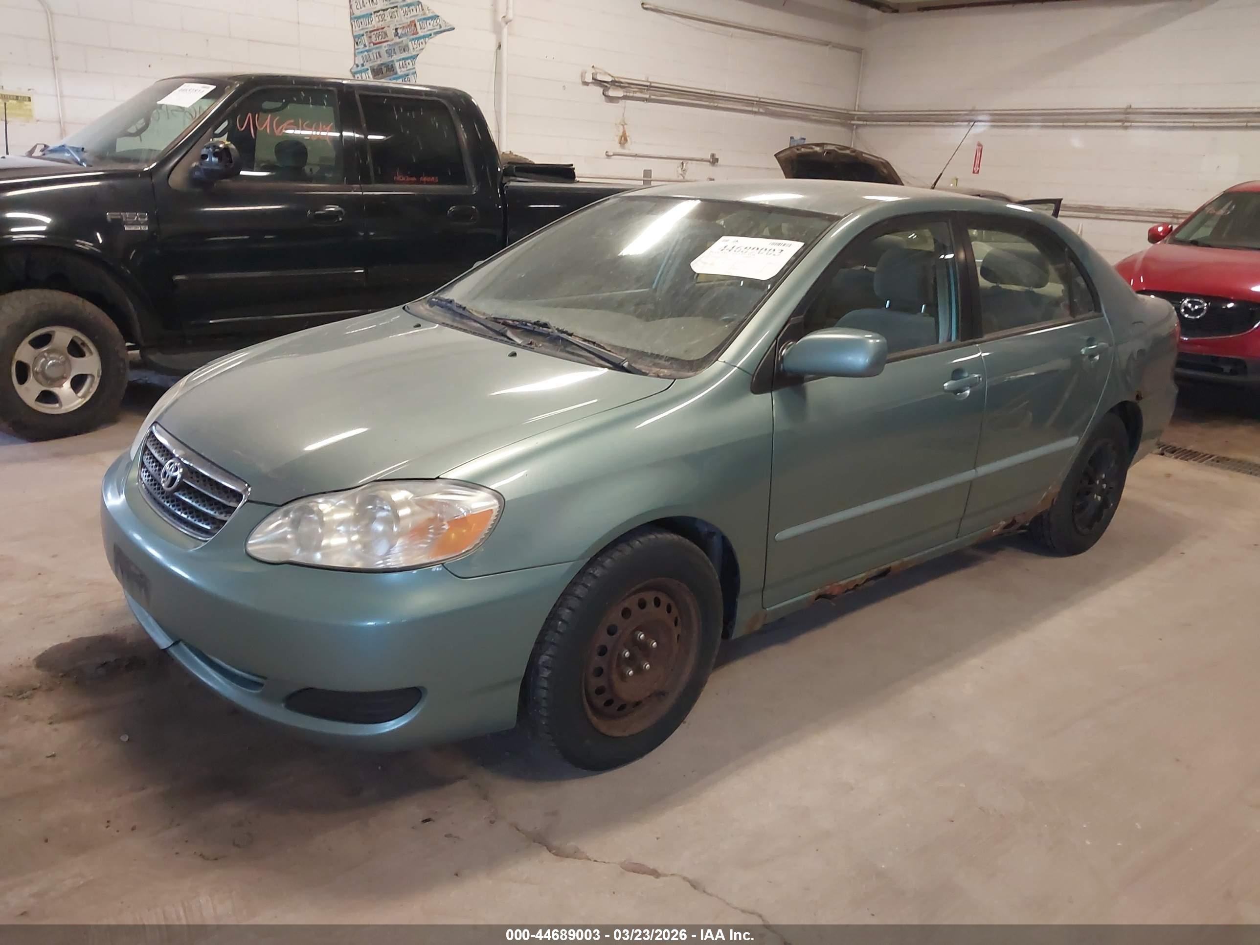 TOYOTA COROLLA image 2