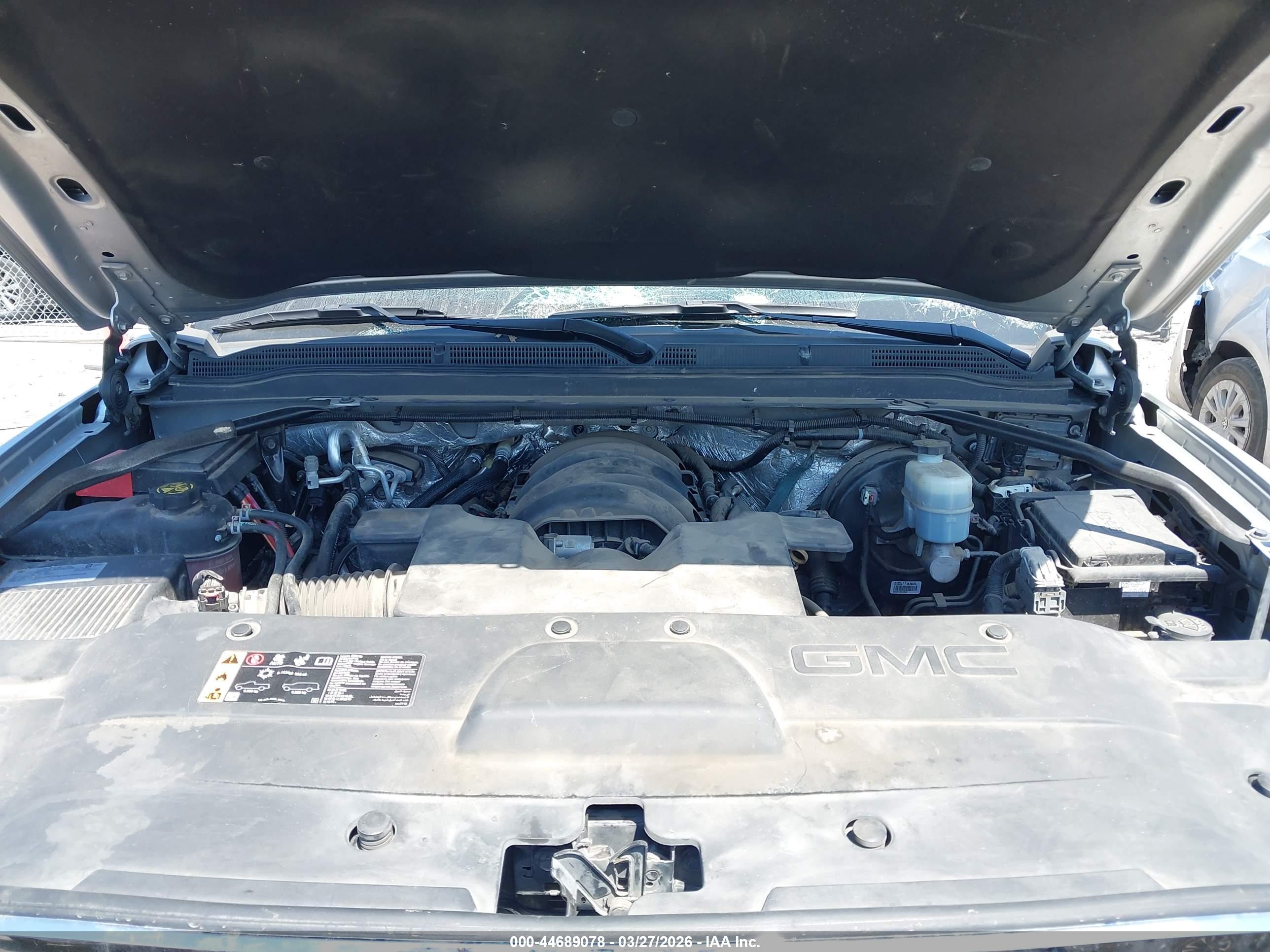 GMC YUKON image 10