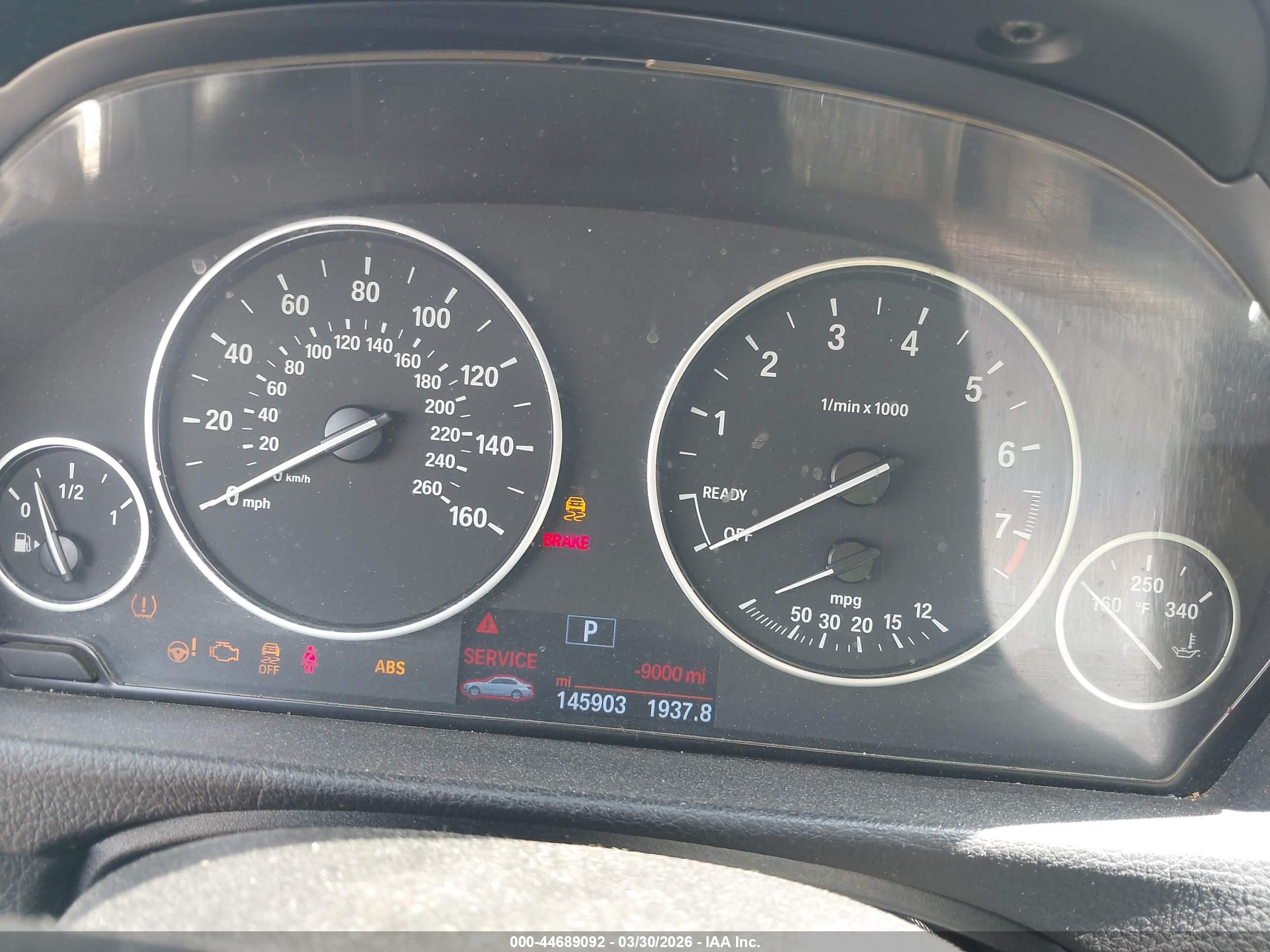 BMW 320I image 7