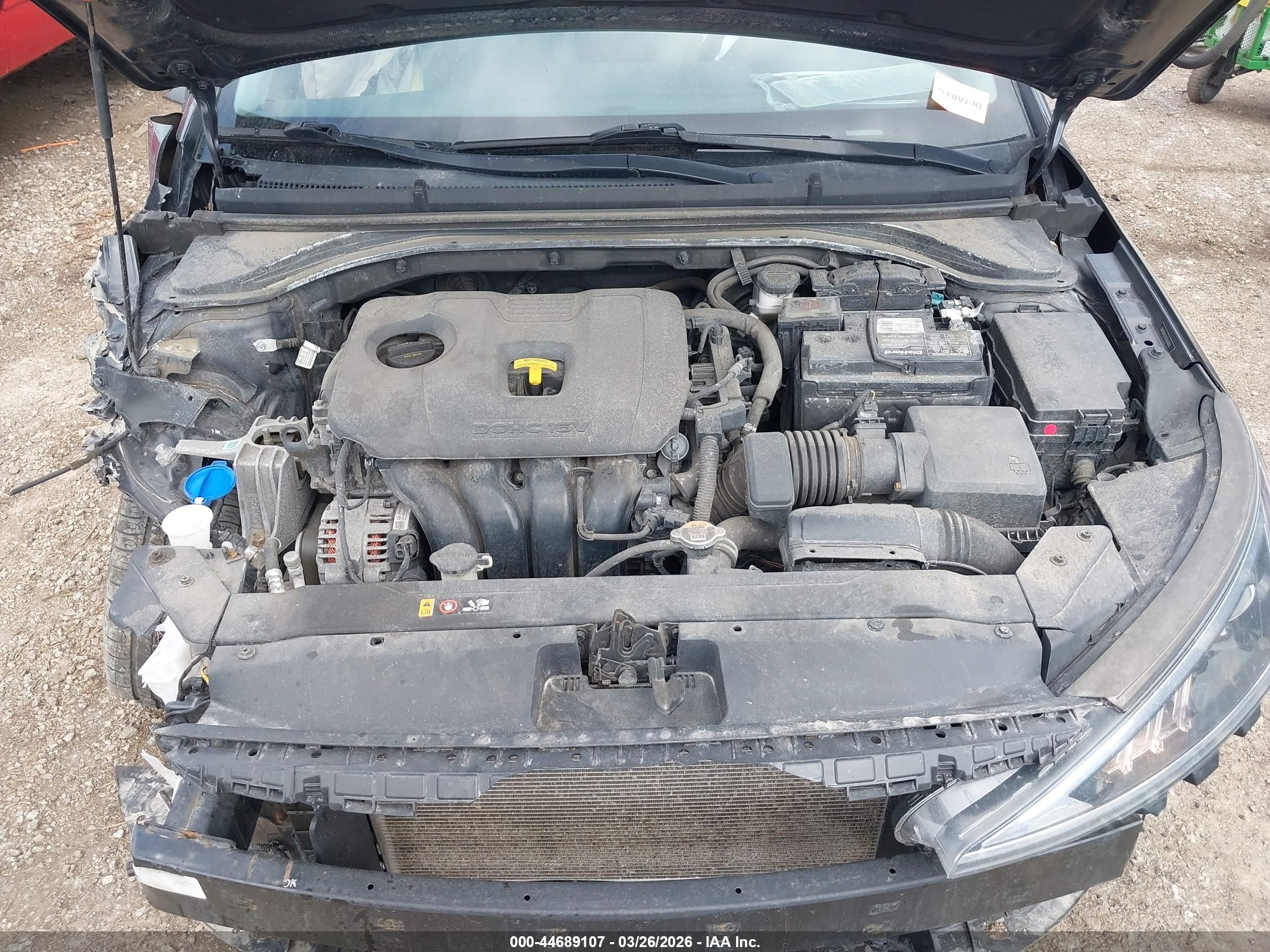 HYUNDAI ELANTRA image 10
