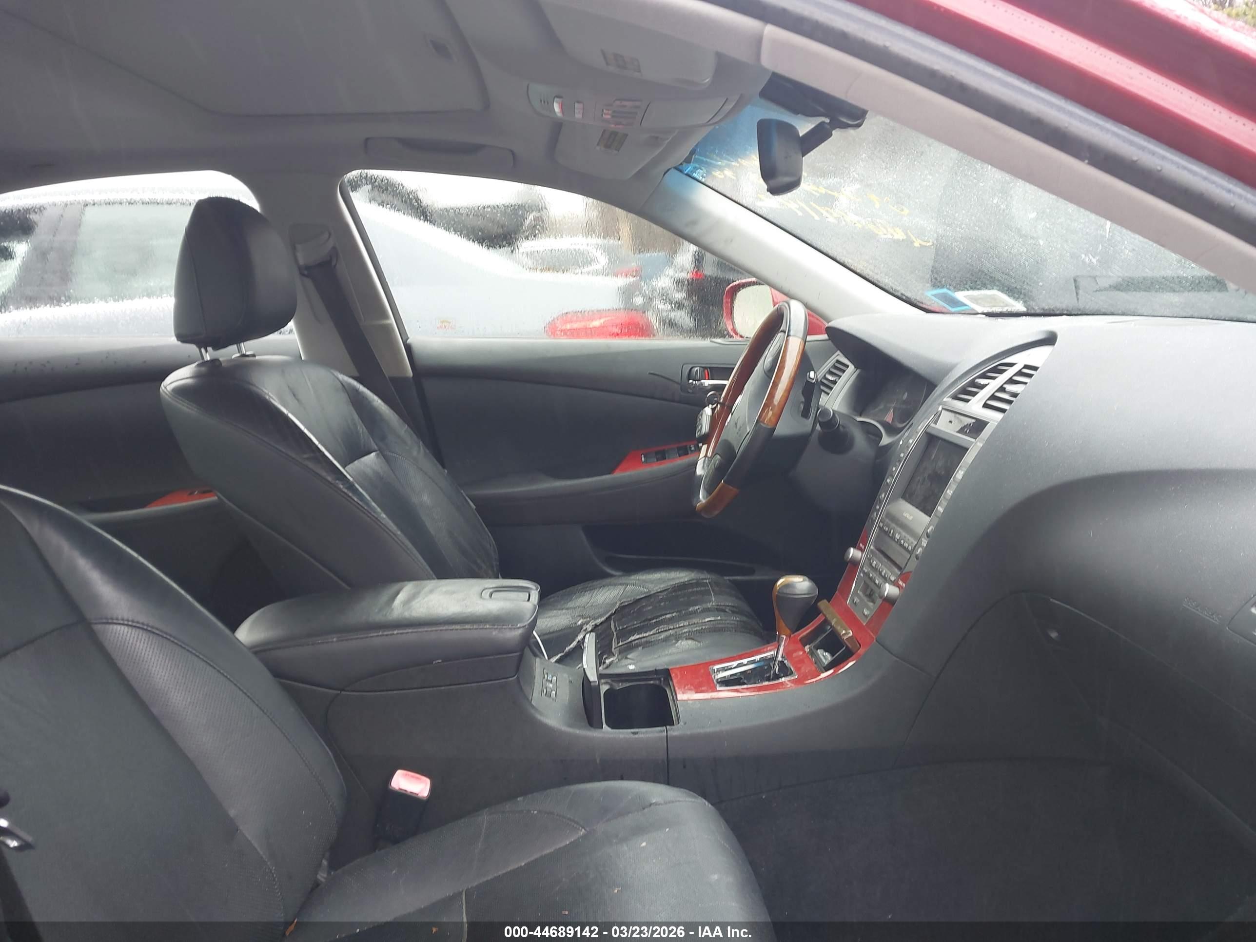 LEXUS ES image 5