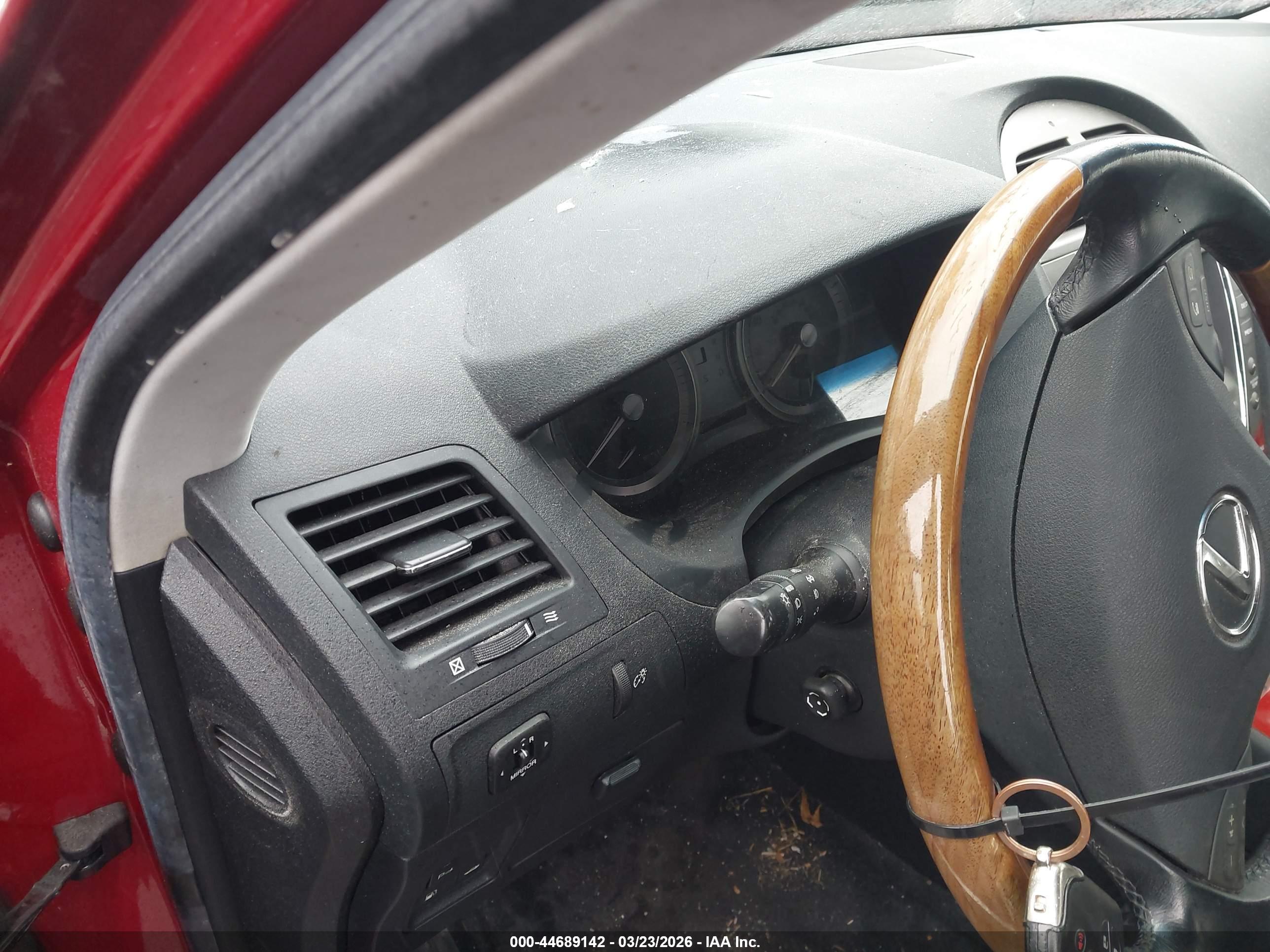 LEXUS ES image 7