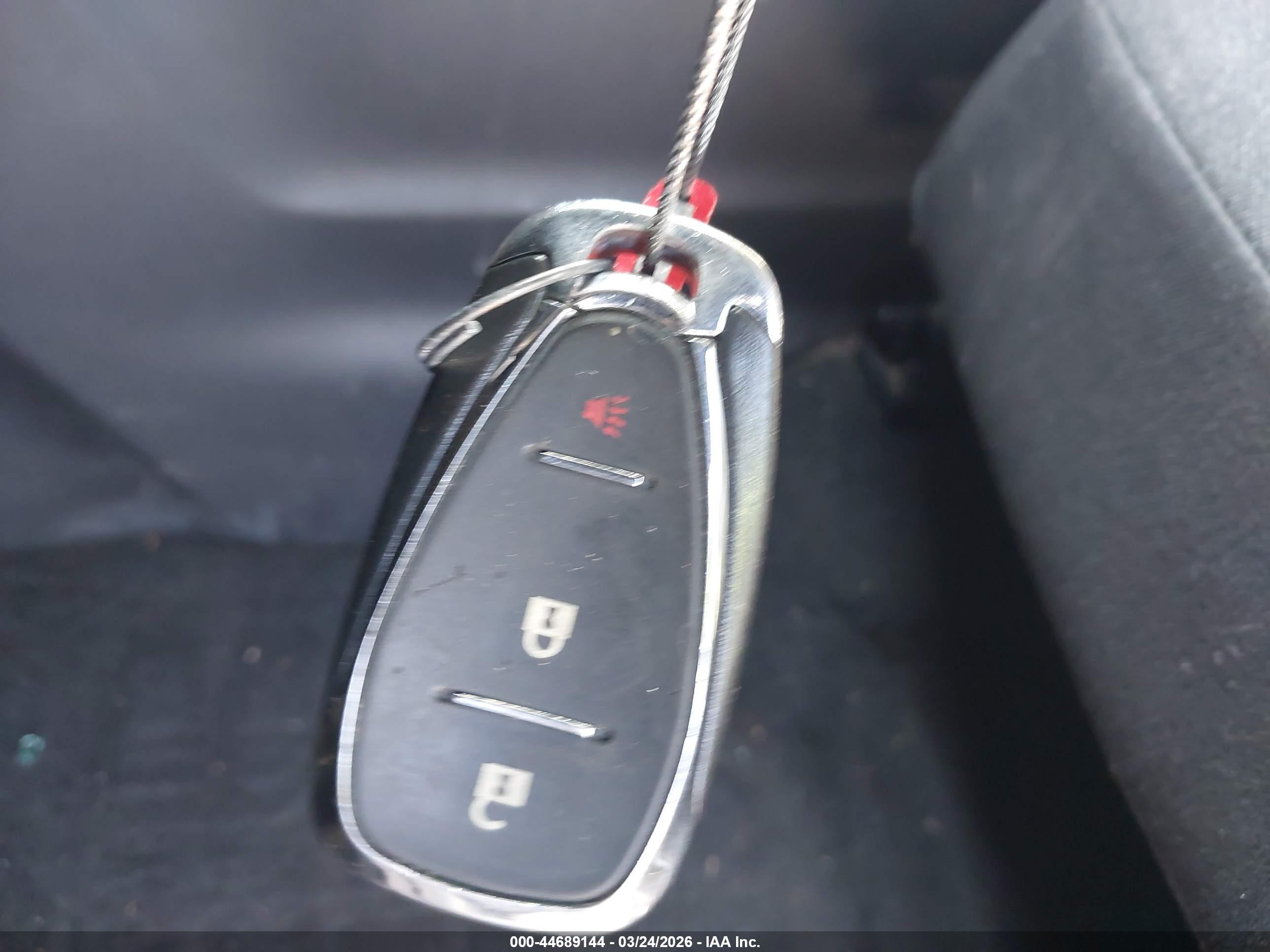 CHEVROLET EQUINOX image 11