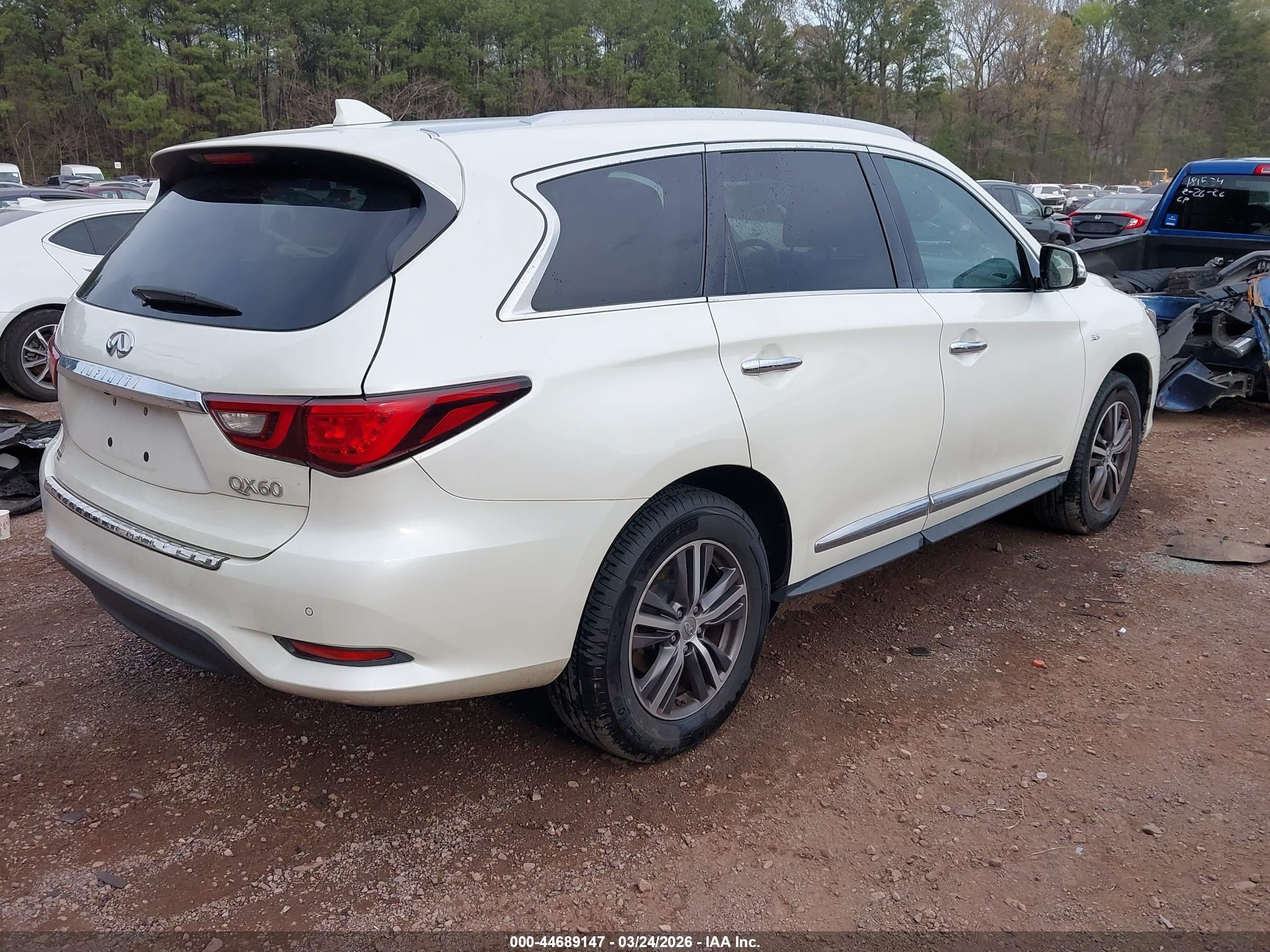 INFINITI QX60 image 4